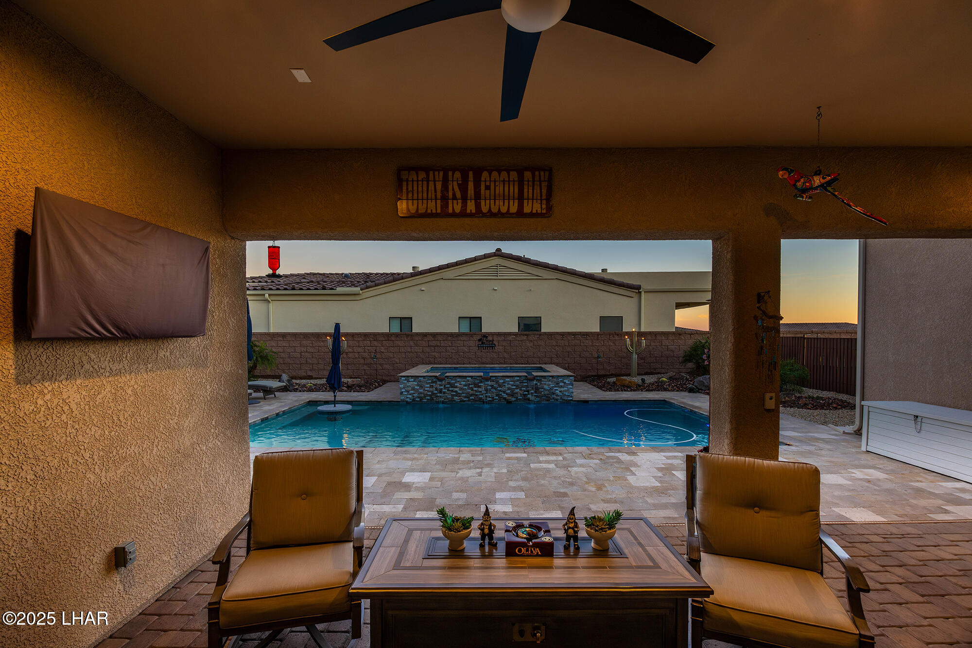 Lake Havasu City, Arizona, 86406, United States, 3 Bedrooms Bedrooms, ,1 BathroomBathrooms,Residential,For Sale,1998325