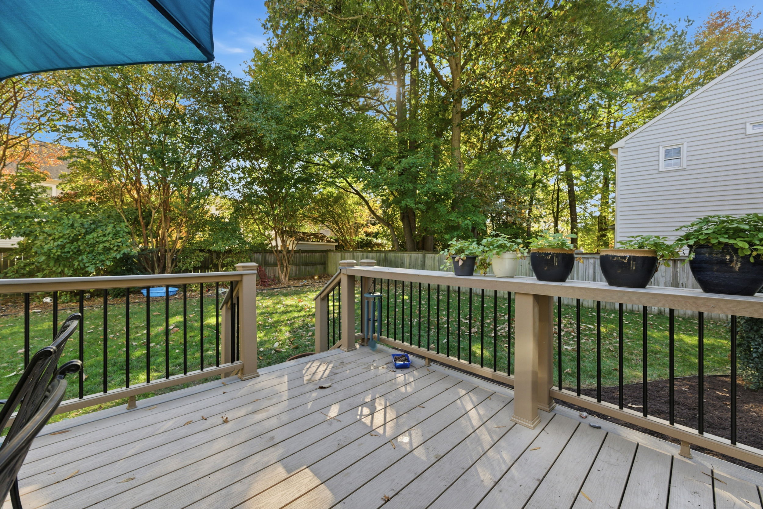 Yorktown, Virginia, 23693, United States, 6 Bedrooms Bedrooms, ,3 BathroomsBathrooms,Residential,For Sale,1988039