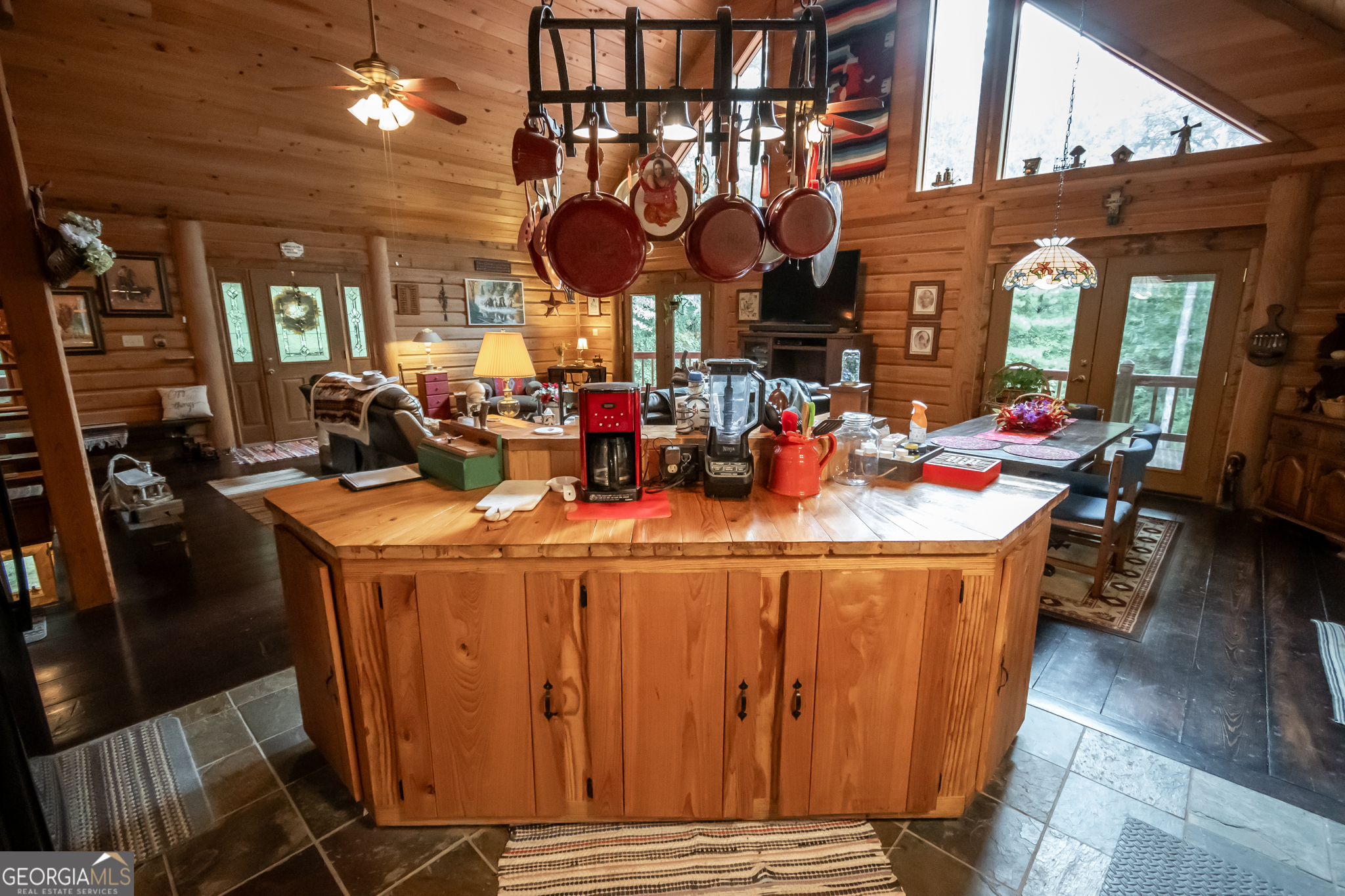Elberton, Georgia, 30635, United States, 3 Bedrooms Bedrooms, ,3 BathroomsBathrooms,Residential,For Sale,1907088