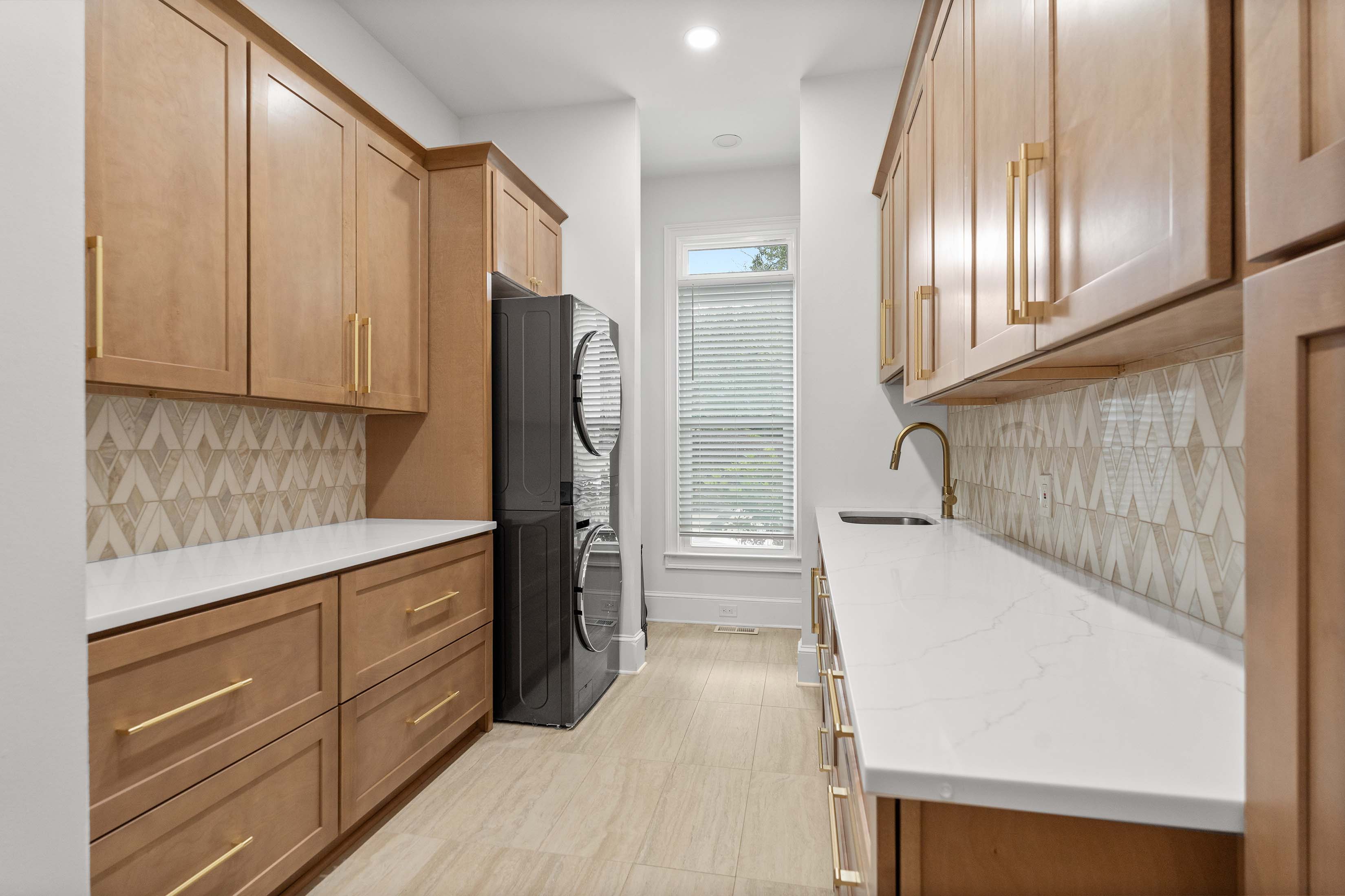  Resort-Style Living Overlooking the 13th Green and Lake - 物件實景