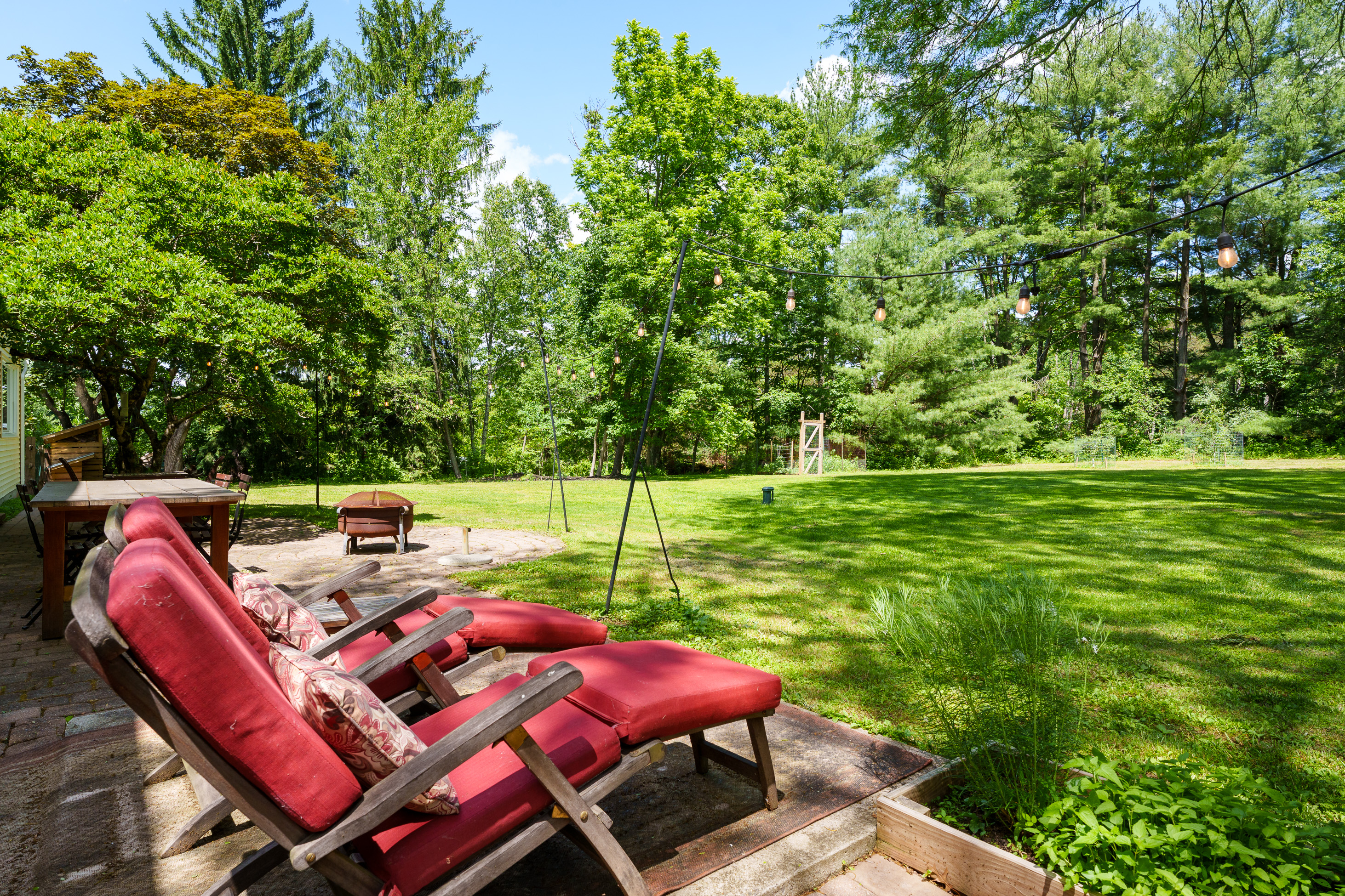  Smart Upgrades and Stylish Spaces Define This Montgomery Township Showstopper - 物件實景