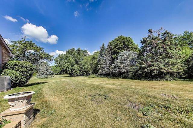 Barrington, Illinois, 60010, United States, 5 Bedrooms Bedrooms, ,6 BathroomsBathrooms,Residential,For Sale,2048661