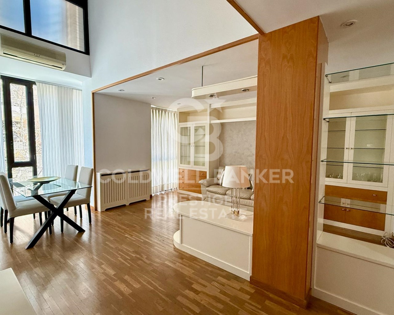 Barcelona, Catalonia, ES, 4 Bedrooms Bedrooms, ,2 BathroomsBathrooms,Residential,For Sale,1705603
