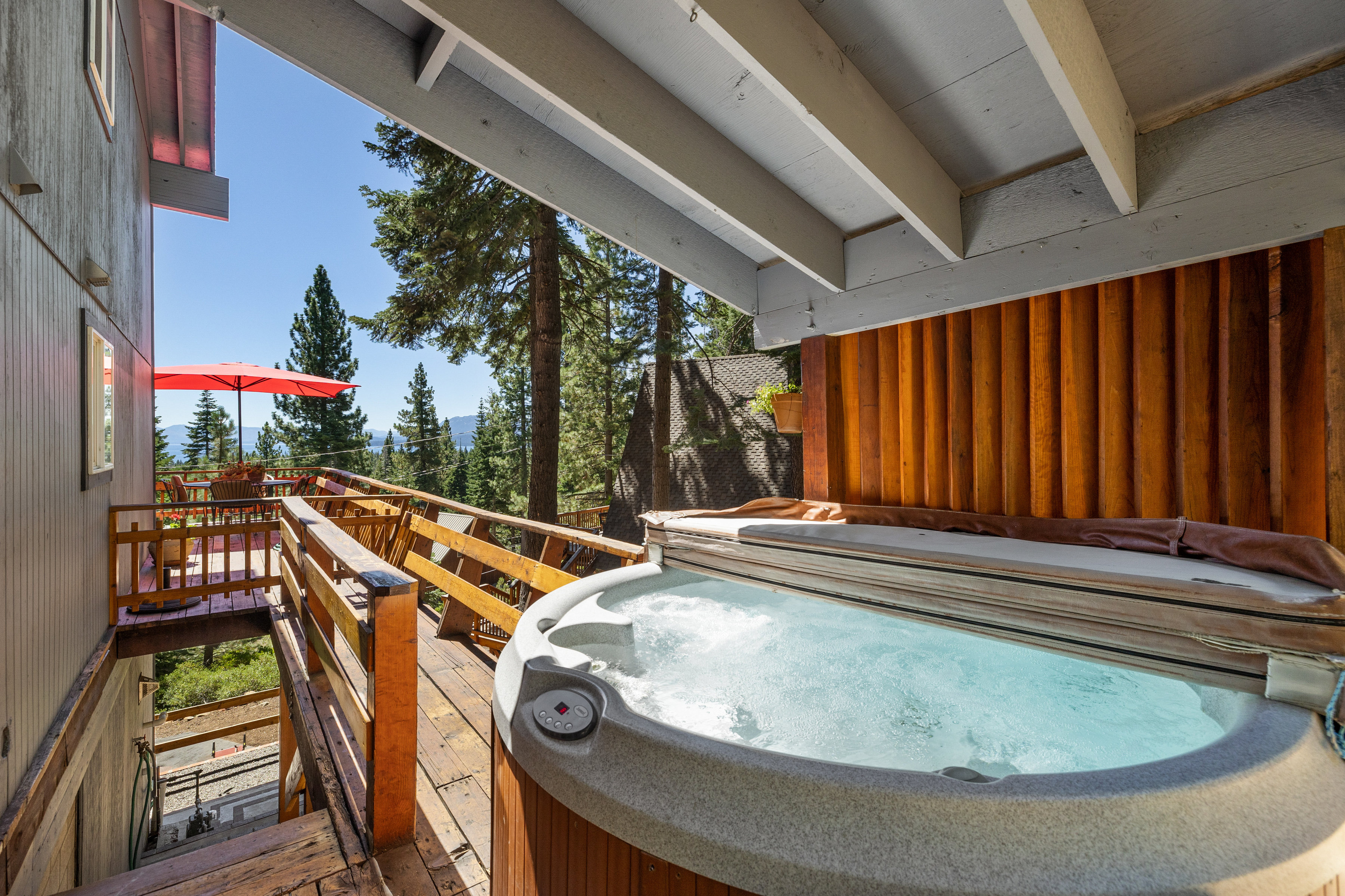  Lake Tahoe Views with Private Pier & Buoy Access - 物件實景