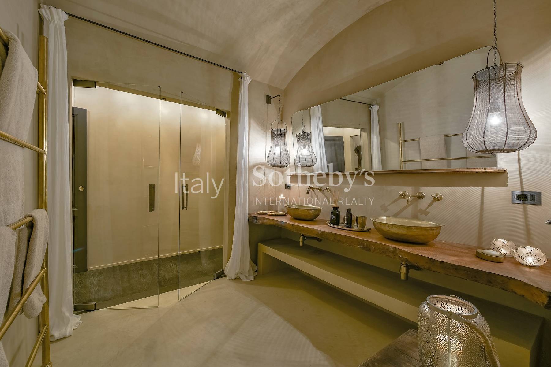  Splendid renovated castle with pool in the Florentine Chianti - 物件實景