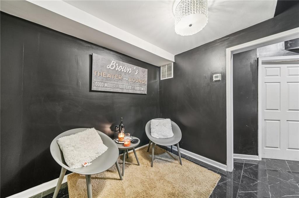 Stockbridge, Georgia, 30281, United States, 5 Bedrooms Bedrooms, ,4 BathroomsBathrooms,Residential,For Sale,1975604