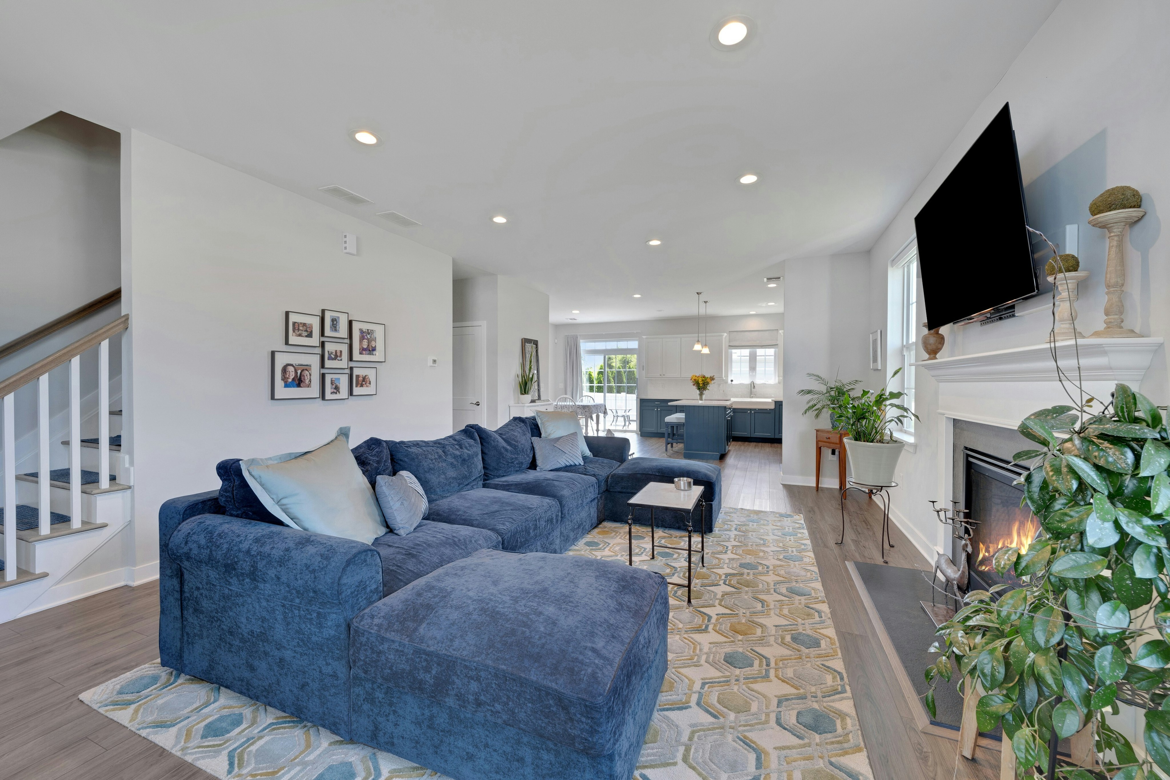 10 Bares Court, Little Ferry, NJ 07643 - 物件實景