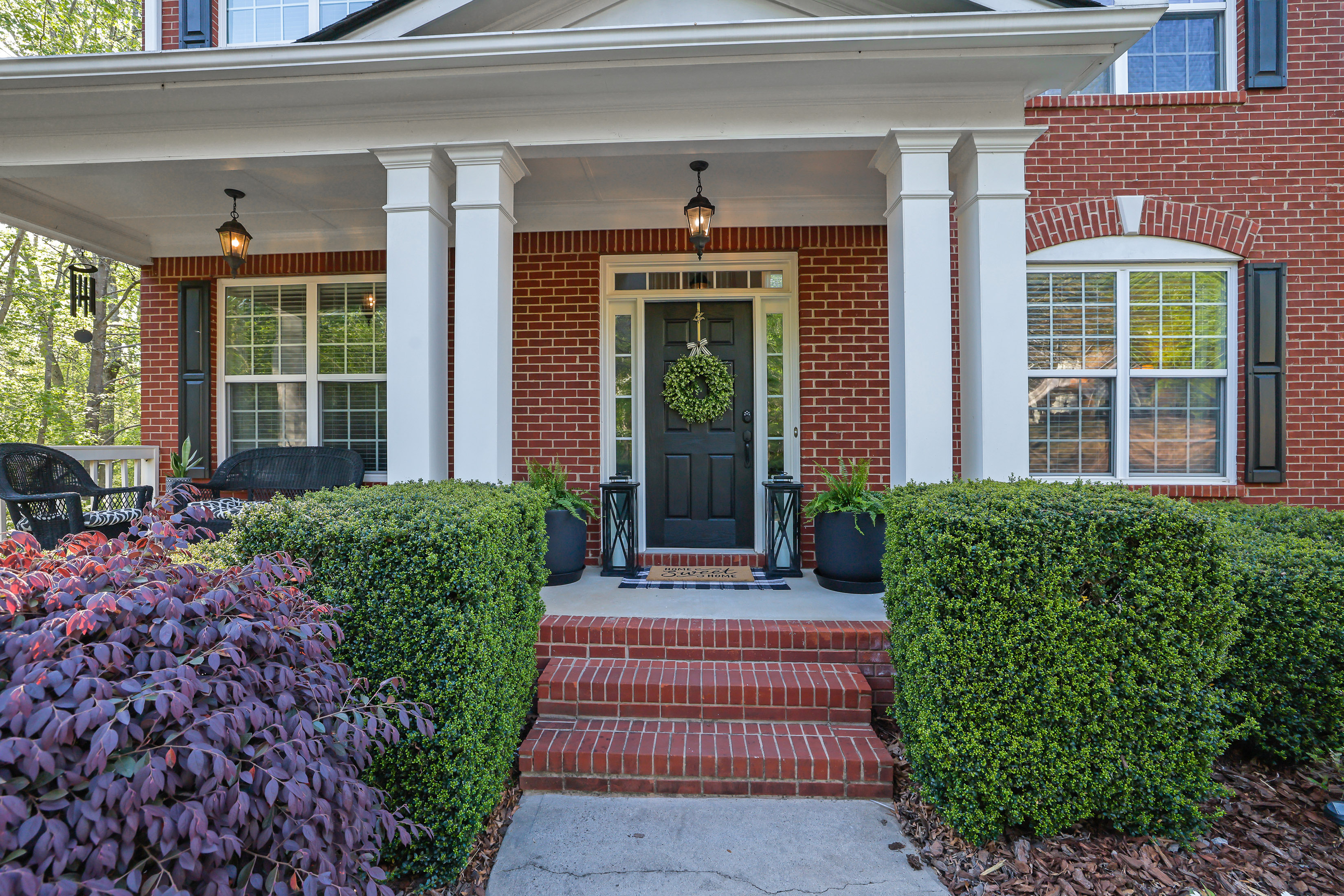  Classic Beauty in Amenity-rich Parkstone Community - 物件實景