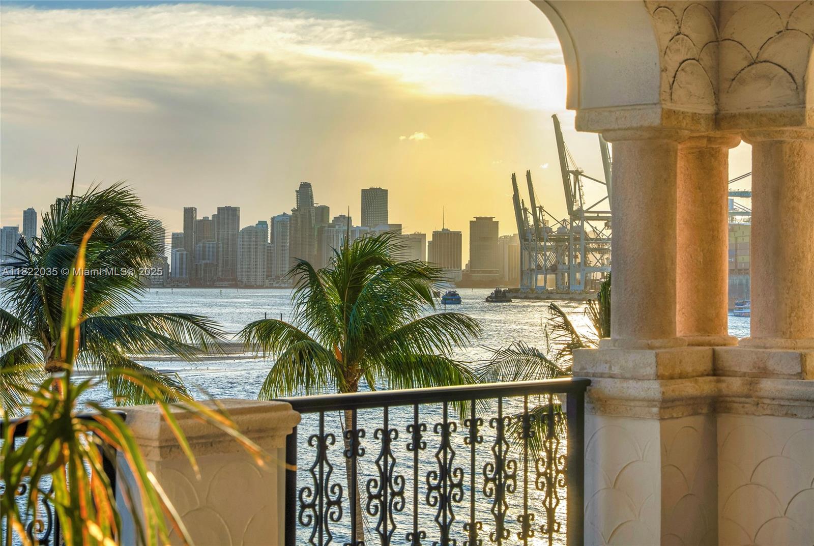 Miami Beach, Florida, 33109, United States, 4 Bedrooms Bedrooms, ,5 BathroomsBathrooms,Residential,For Sale,1858319