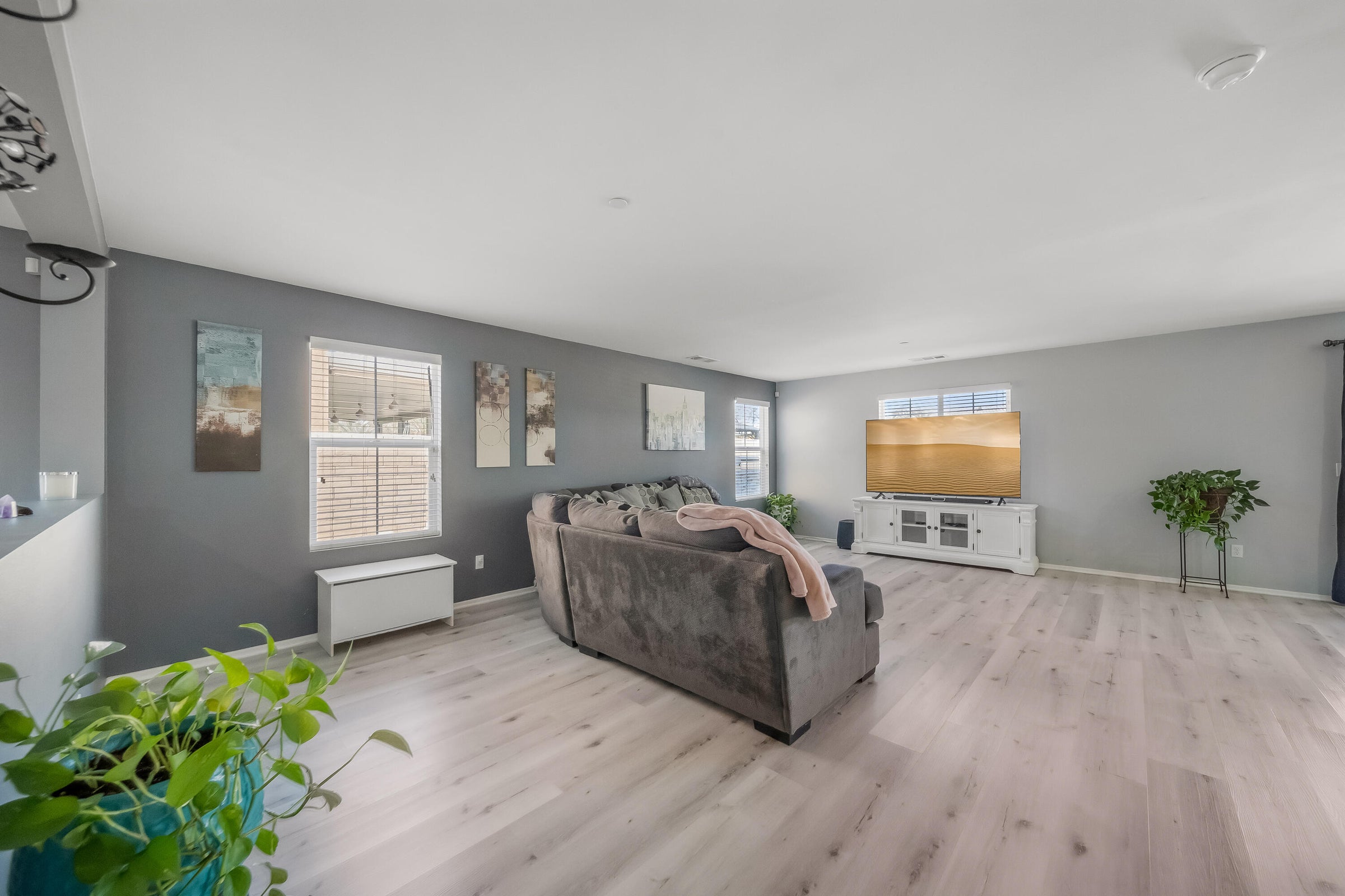 Coachella, California, 92236, United States, 5 Bedrooms Bedrooms, ,3 BathroomsBathrooms,Residential,For Sale,1986838