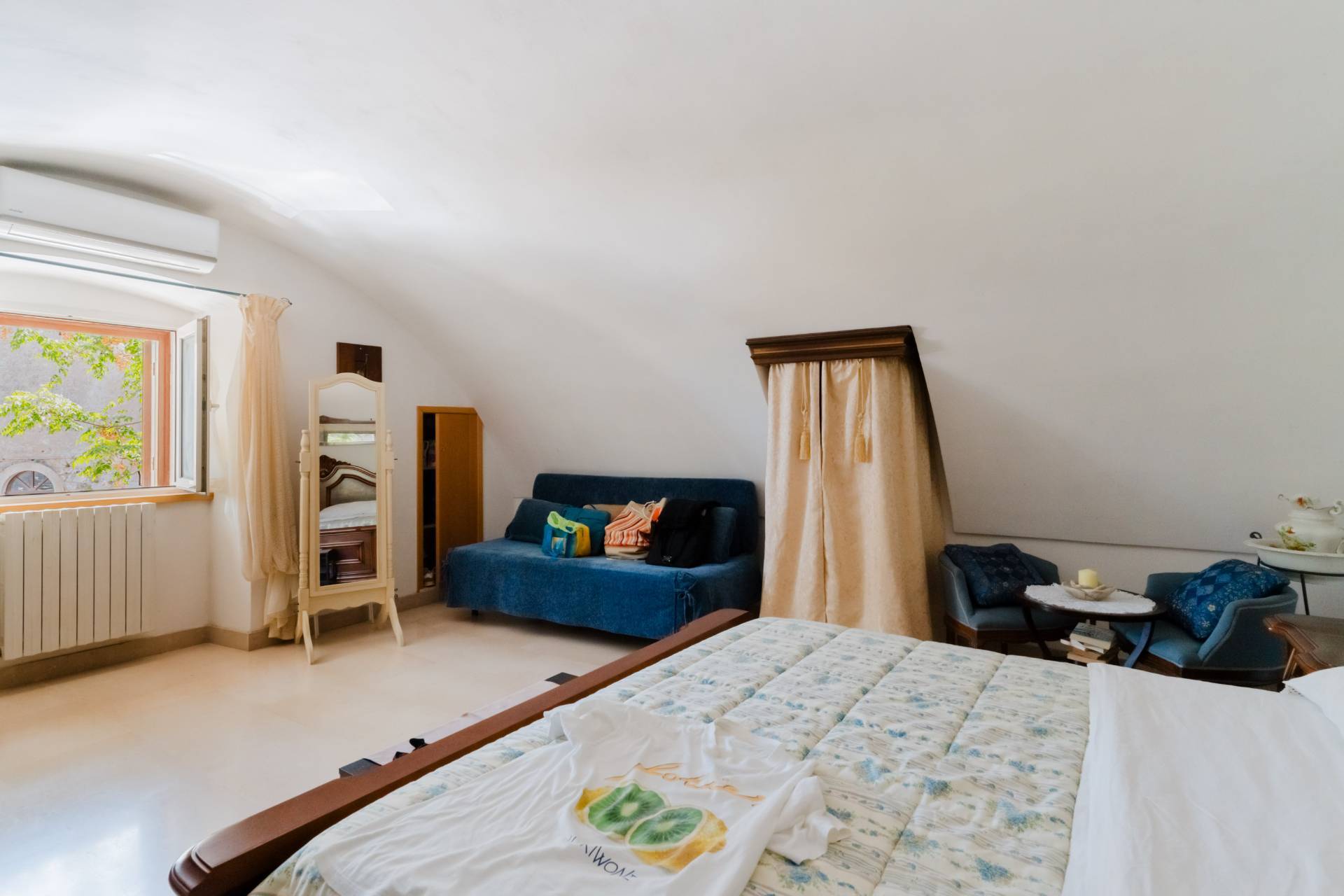 Mola di Bari, Bari, 70042, IT, 4 Bedrooms Bedrooms, ,5 BathroomsBathrooms,Residential,For Sale,1847182