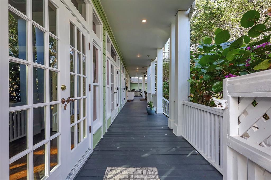 Tampa, Florida, 33611, United States, 5 Bedrooms Bedrooms, ,7 BathroomsBathrooms,Residential,For Sale,1988340