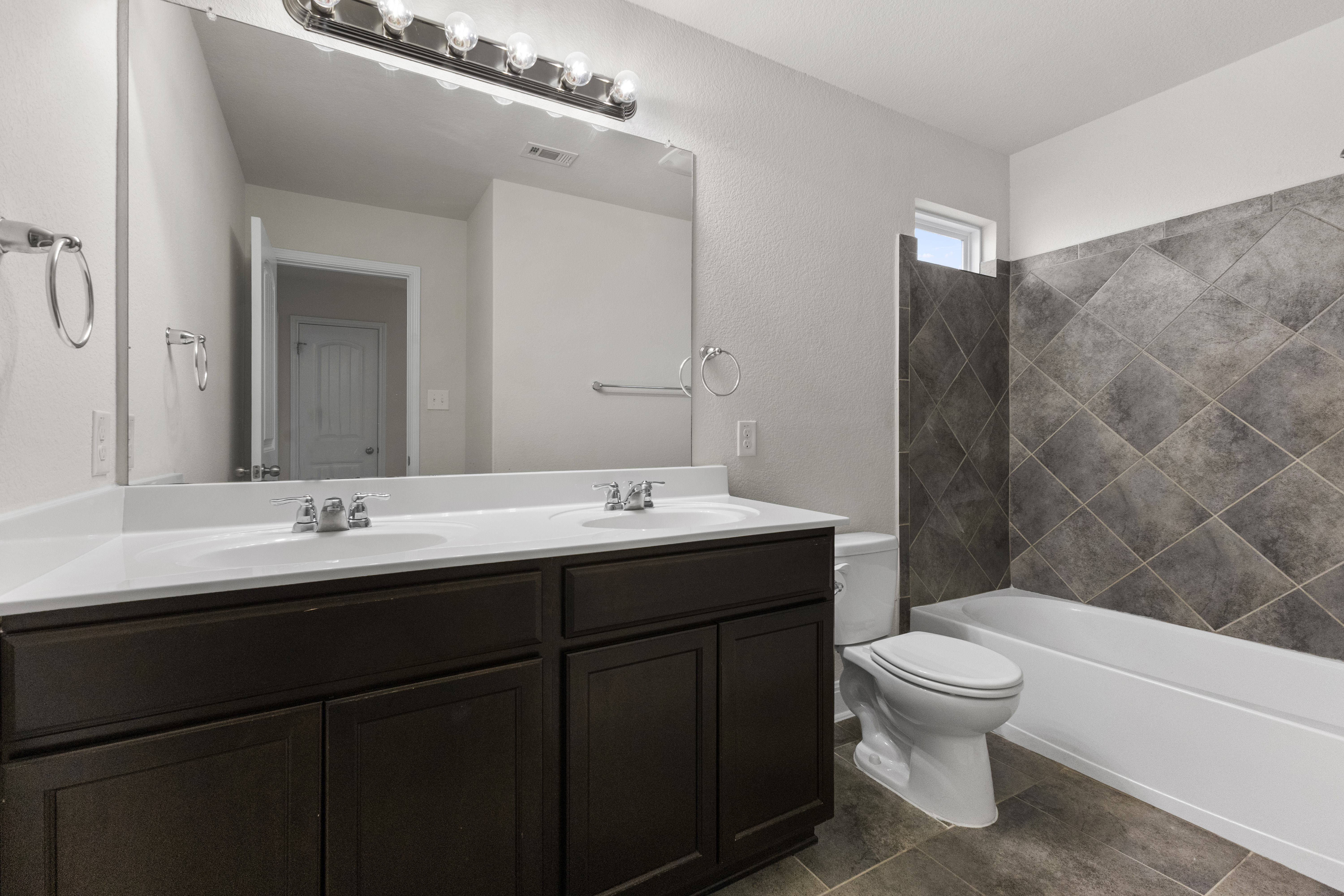  Luxury Living in the Heart of Alamo Ranch - 物件實景