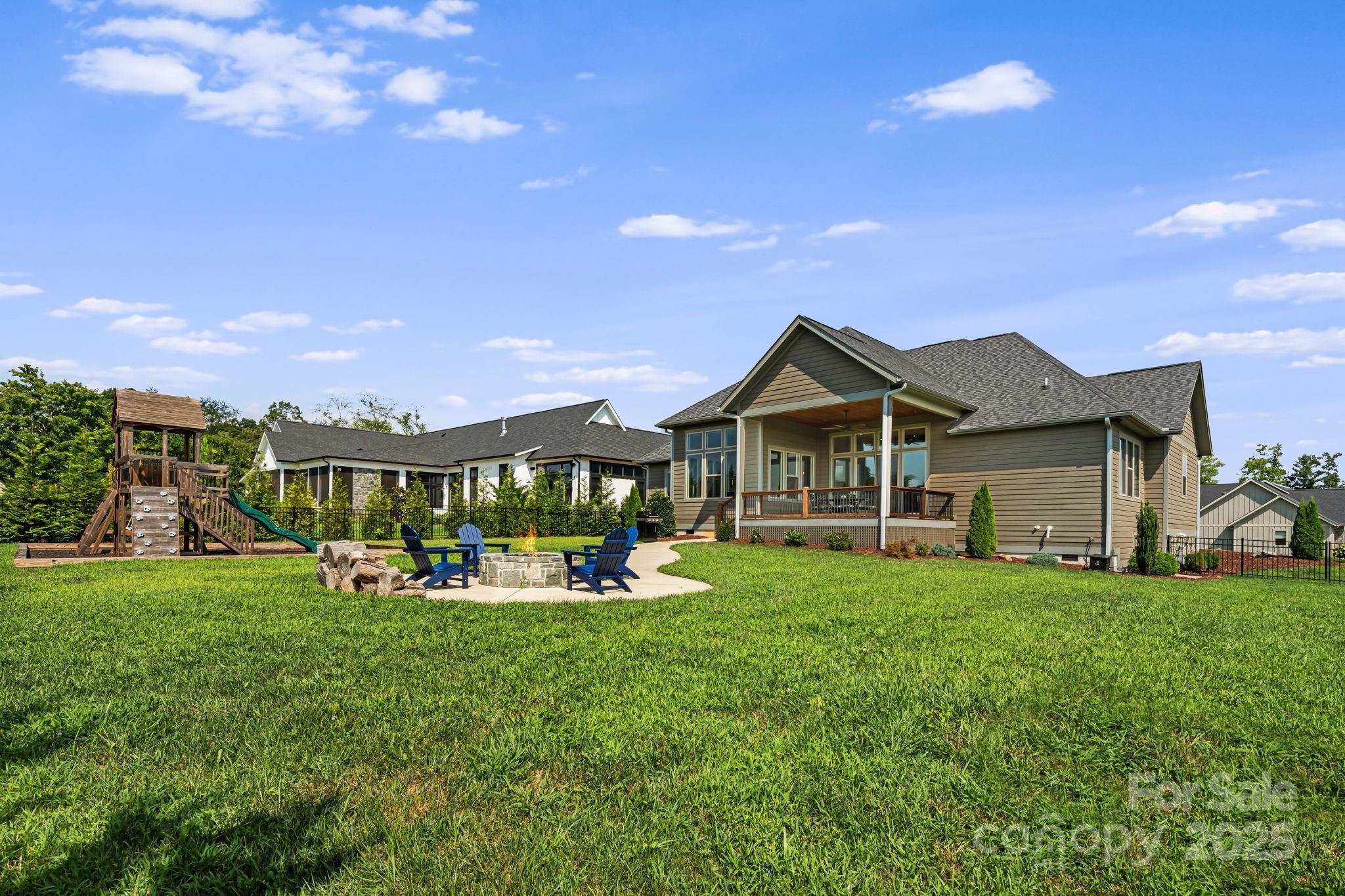 Mills River, North Carolina, 28759, United States, 3 Bedrooms Bedrooms, ,3 BathroomsBathrooms,Residential,For Sale,1992072