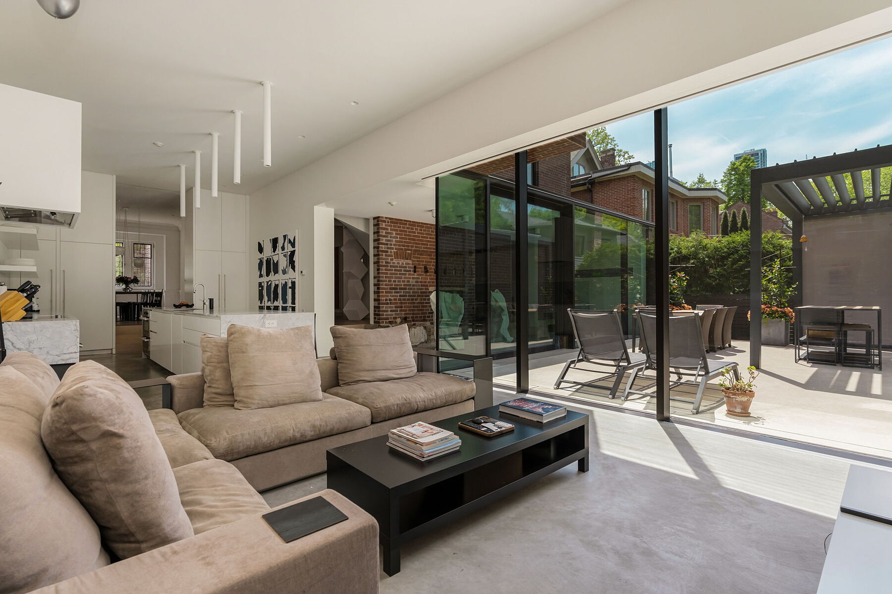  Minimalist Mastery in Rosedale - 物件實景