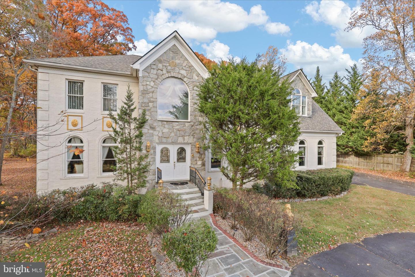 Reston, Virginia, 20190, United States, 6 Bedrooms Bedrooms, ,6 BathroomsBathrooms,Residential,For Sale,1987632