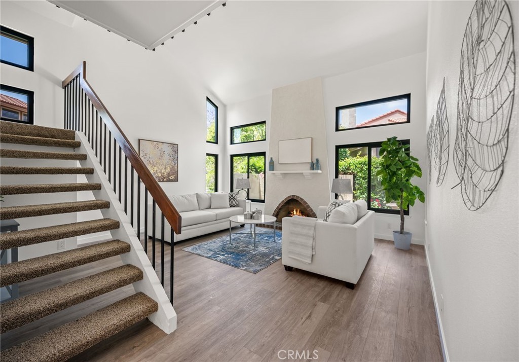 Huntington Beach, California, 92646, United States, 4 Bedrooms Bedrooms, ,3 BathroomsBathrooms,Residential,For Sale,1912576