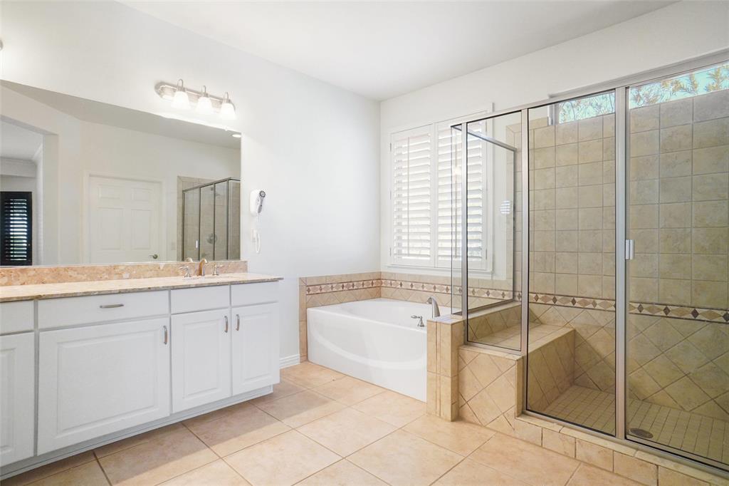 Denton, Texas, 76207, United States, 2 Bedrooms Bedrooms, ,3 BathroomsBathrooms,Residential,For Sale,1981662