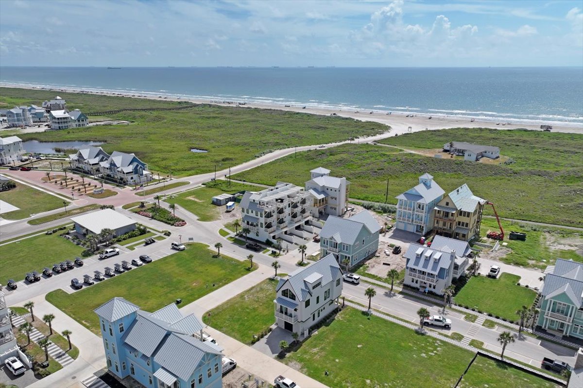 Port Aransas, Texas, 78373, United States, 3 Bedrooms Bedrooms, ,3 BathroomsBathrooms,Residential,For Sale,1979271