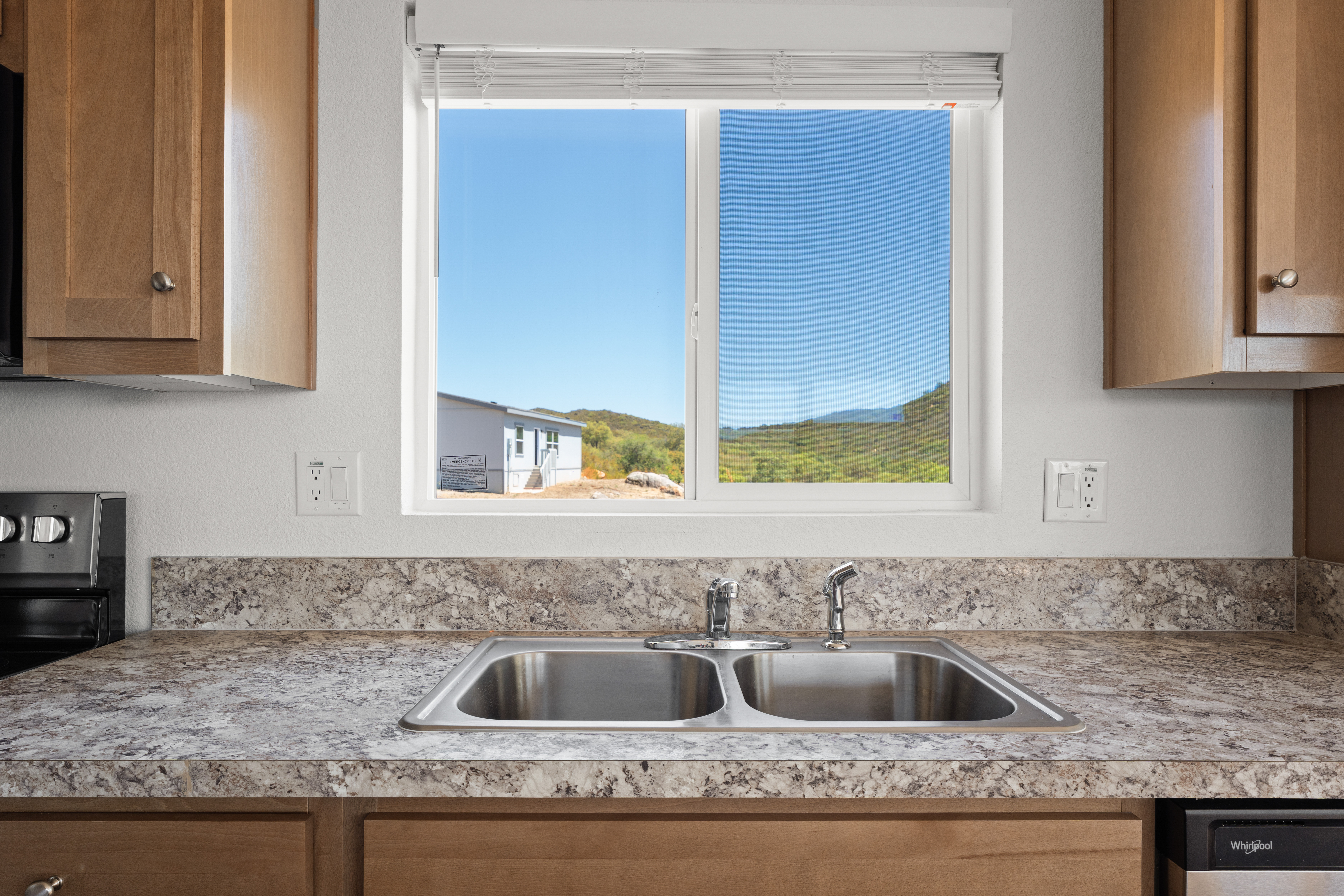  22815 Illahee Drive, Alpine, CA 91901 - 物件實景
