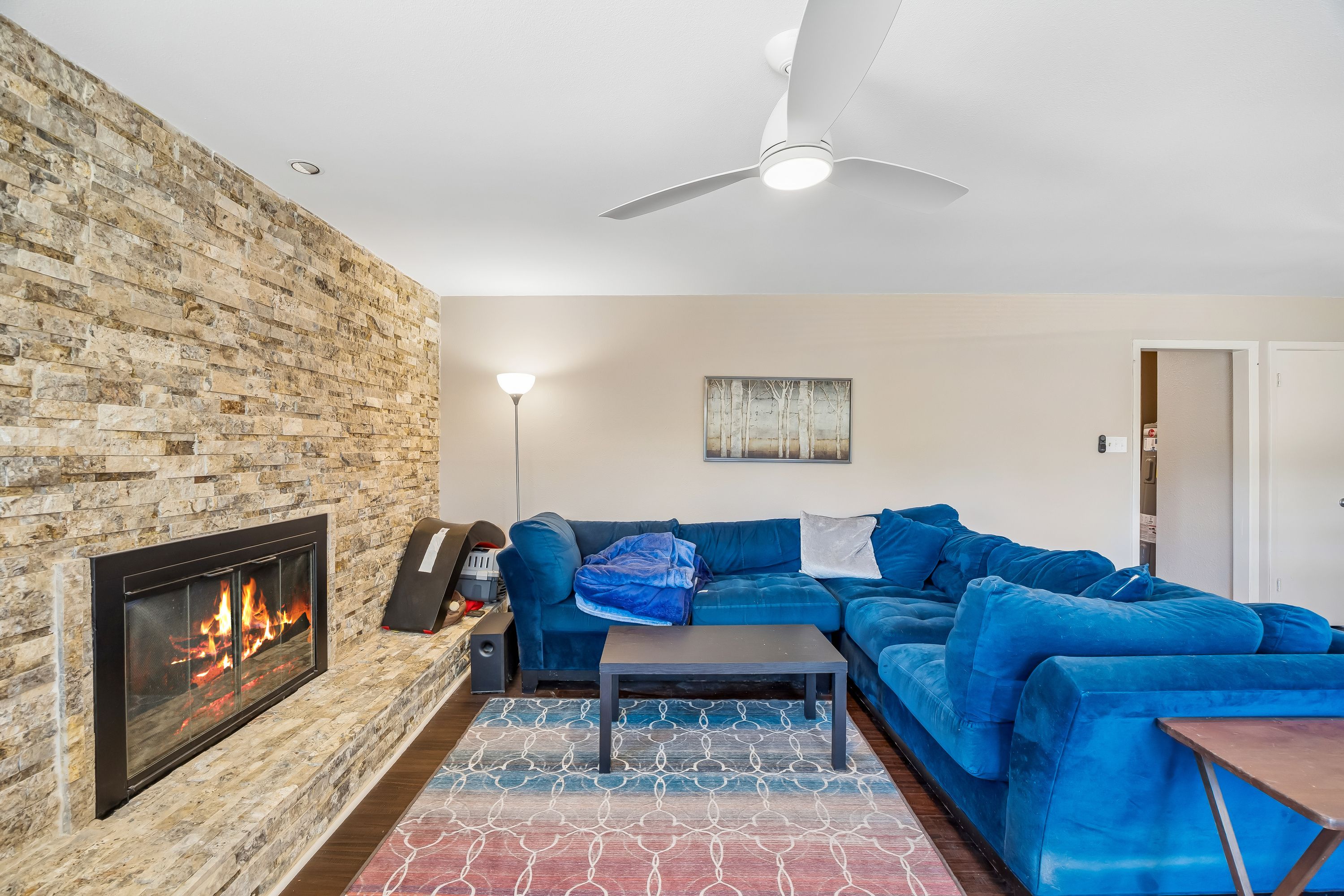  Thoughtfully Renewed Single-Story Living Near Berkner Park - 物件實景