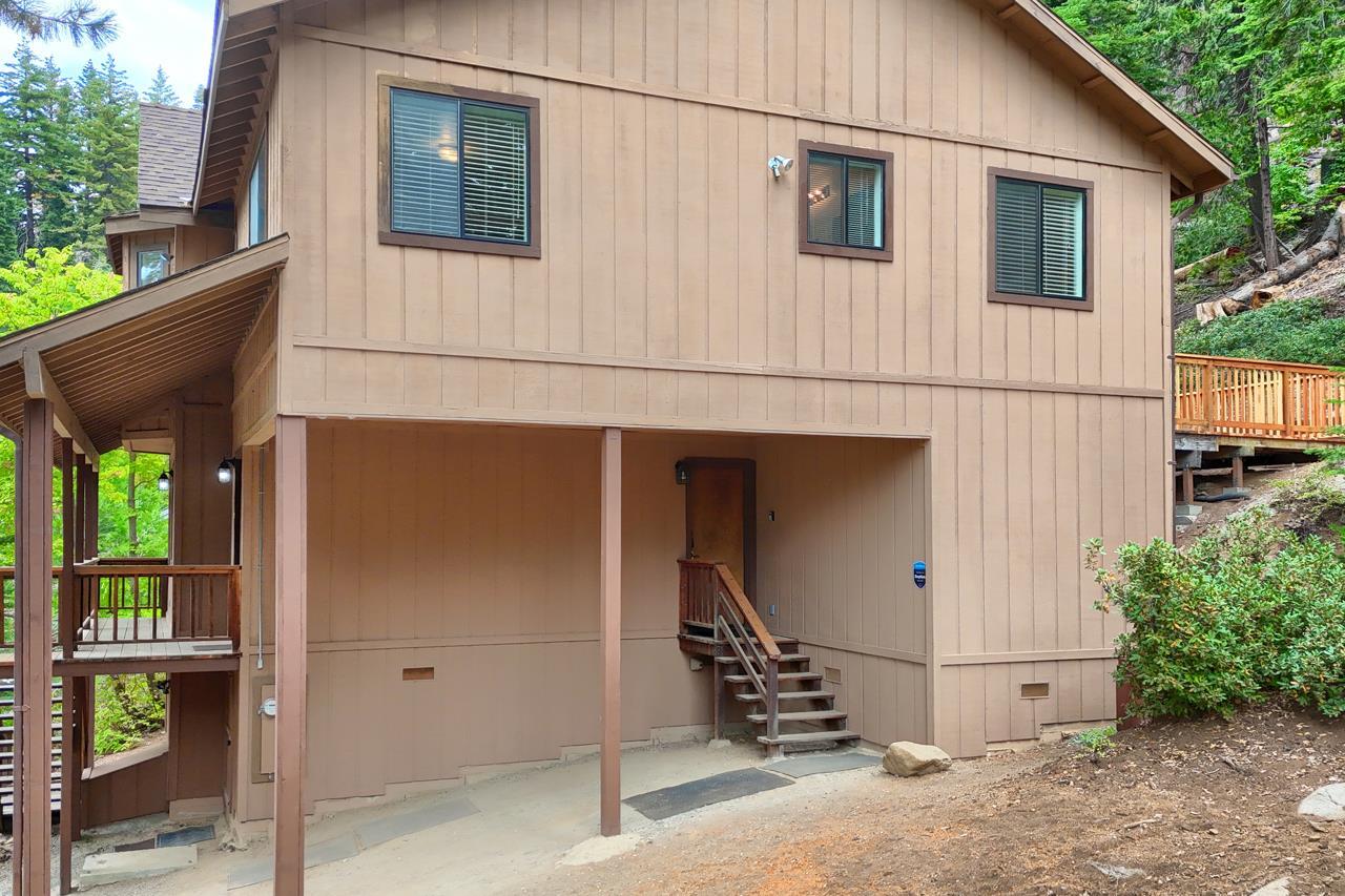 Yosemite, California, 95389, United States, 4 Bedrooms Bedrooms, ,2 BathroomsBathrooms,Residential,For Sale,1980100