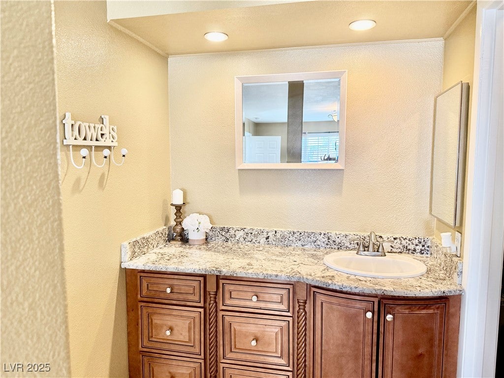 Las Vegas, Nevada, 89121, United States, 3 Bedrooms Bedrooms, ,2 BathroomsBathrooms,Residential,For Sale,1981360