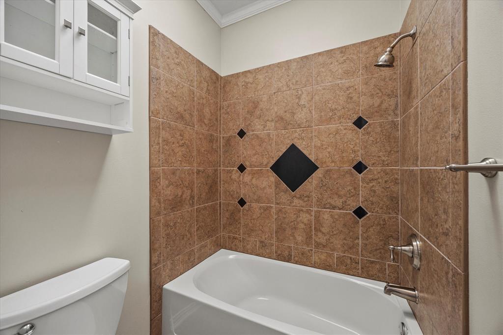 Heath, Texas, 75032, United States, 4 Bedrooms Bedrooms, ,4 BathroomsBathrooms,Residential,For Sale,1911948