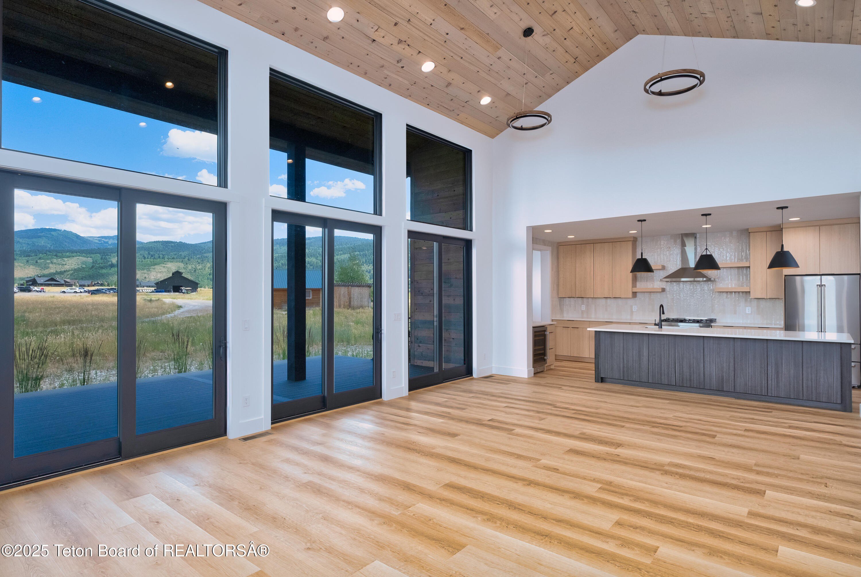 Victor, Idaho, 83455, United States, 4 Bedrooms Bedrooms, ,4 BathroomsBathrooms,Residential,For Sale,1979120