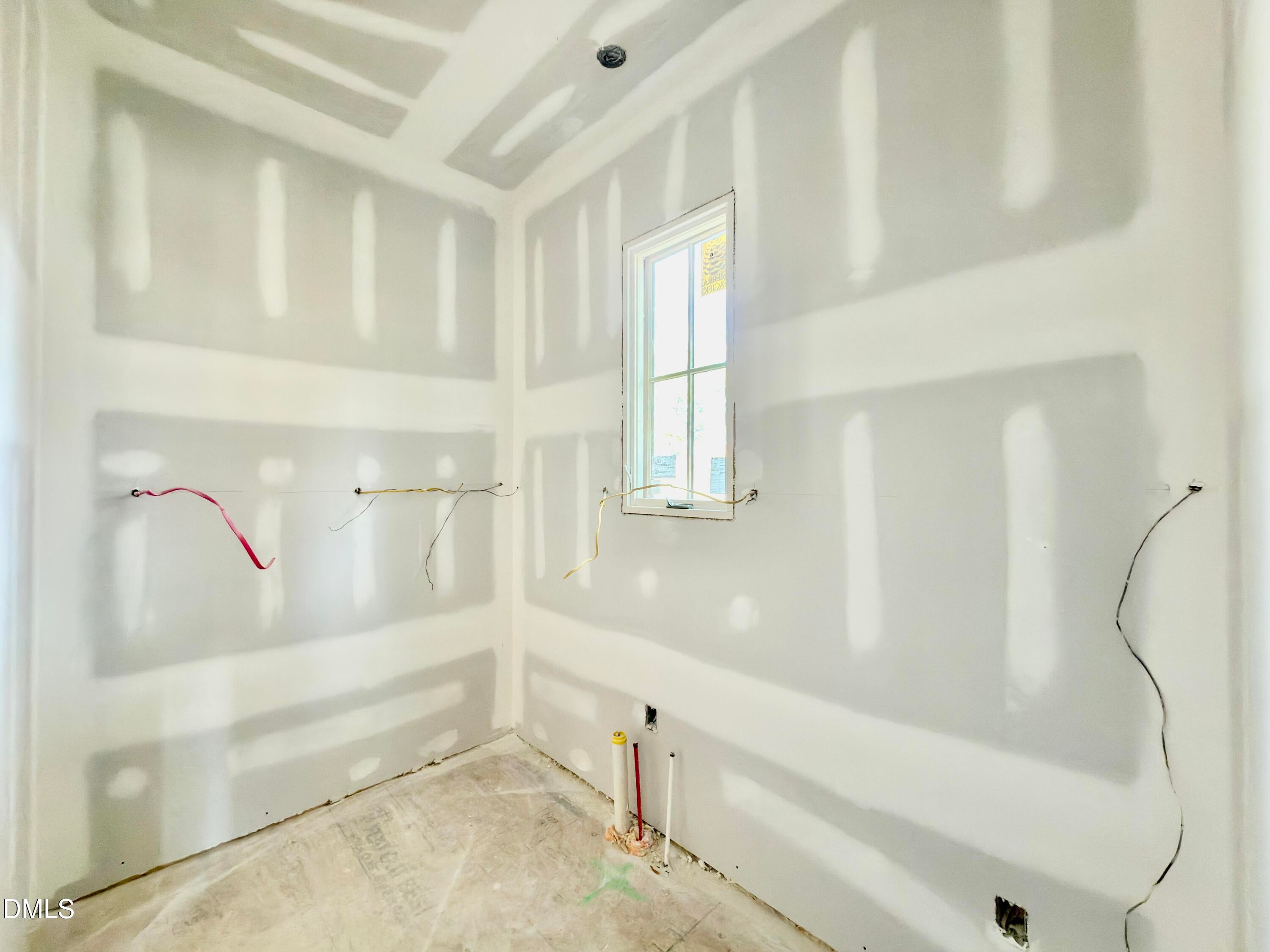 Raleigh, North Carolina, 27608, United States, 4 Bedrooms Bedrooms, ,6 BathroomsBathrooms,Residential,For Sale,1988275