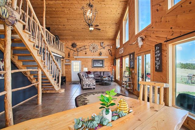 Hot Springs, South Dakota, 57747, United States, 3 Bedrooms Bedrooms, ,3 BathroomsBathrooms,Residential,For Sale,1924140