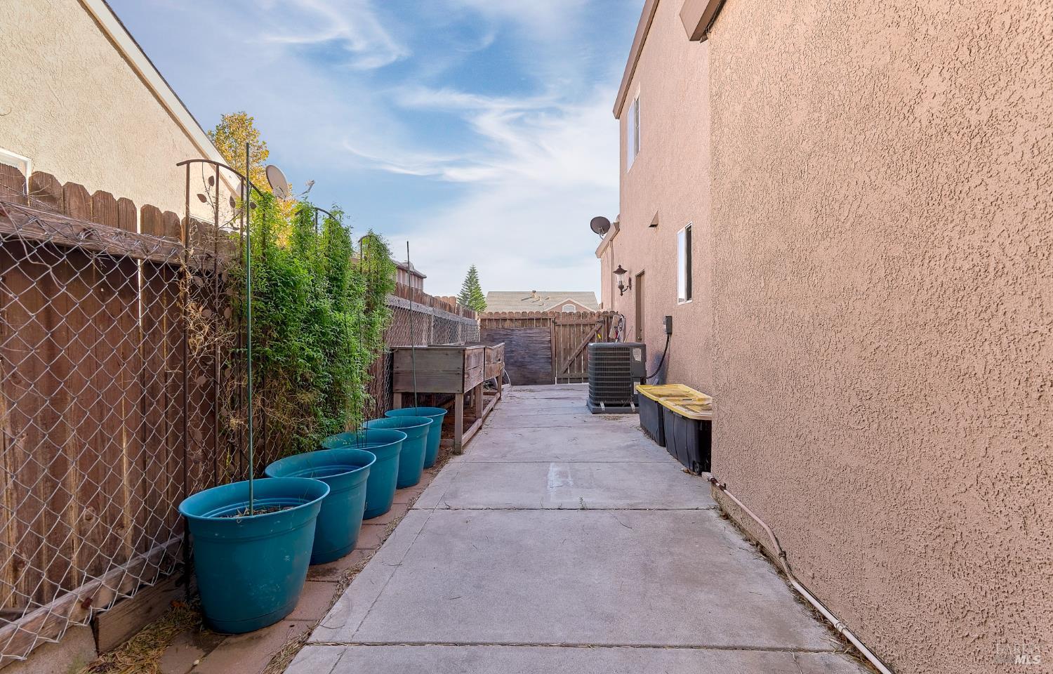 Rio Vista, California, 94571, United States, 4 Bedrooms Bedrooms, ,3 BathroomsBathrooms,Residential,For Sale,1980504