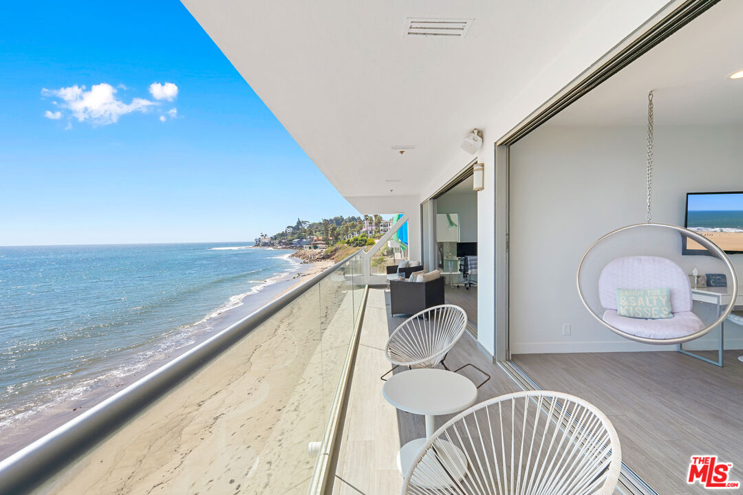 Malibu, California, 90265, United States, 3 Bedrooms Bedrooms, ,4 BathroomsBathrooms,Residential,For Sale,1722107