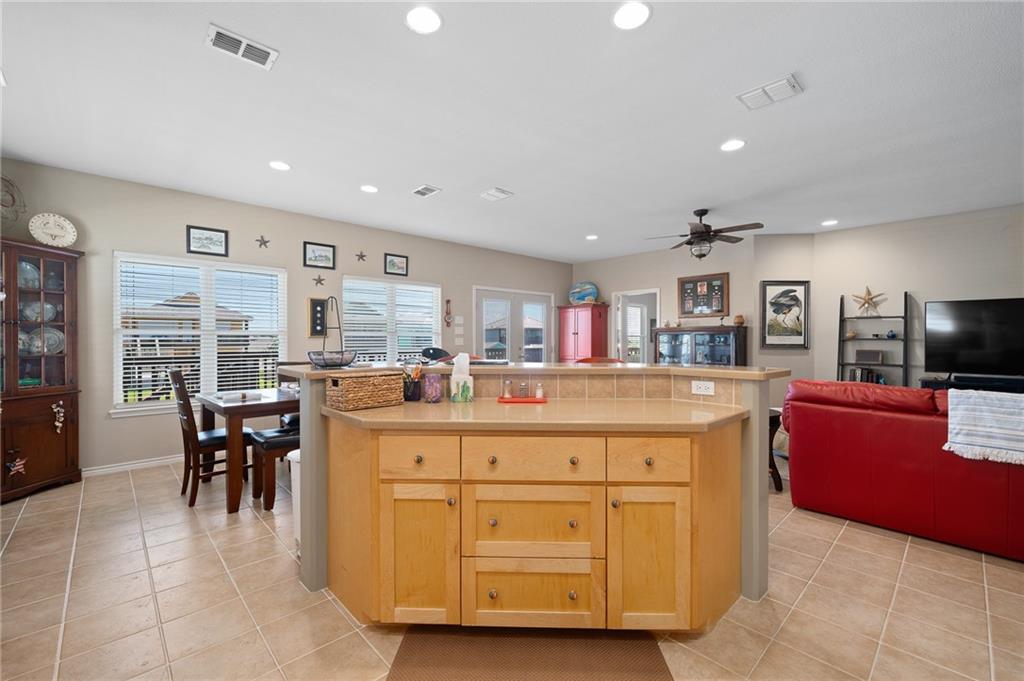 Rockport, Texas, 78382, United States, 3 Bedrooms Bedrooms, ,3 BathroomsBathrooms,Residential,For Sale,1848345