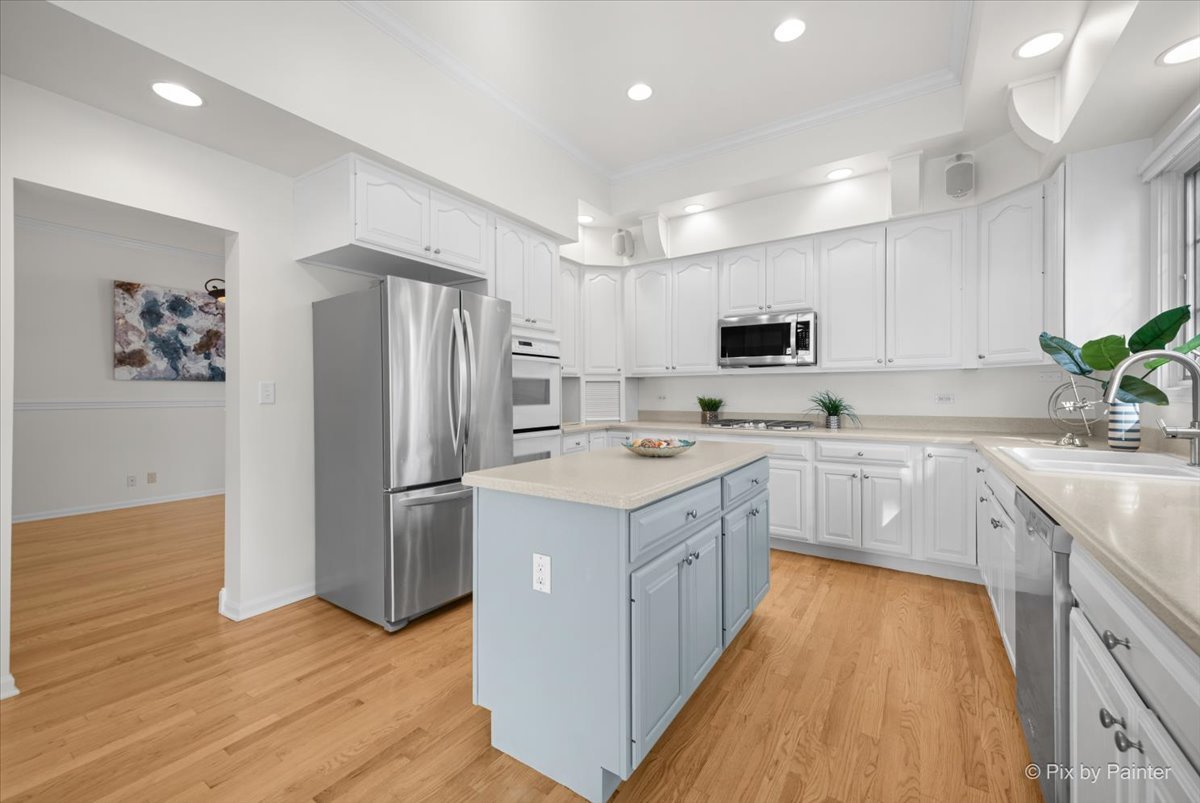 Grayslake, Illinois, 60030, United States, 4 Bedrooms Bedrooms, ,3 BathroomsBathrooms,Residential,For Sale,1992794