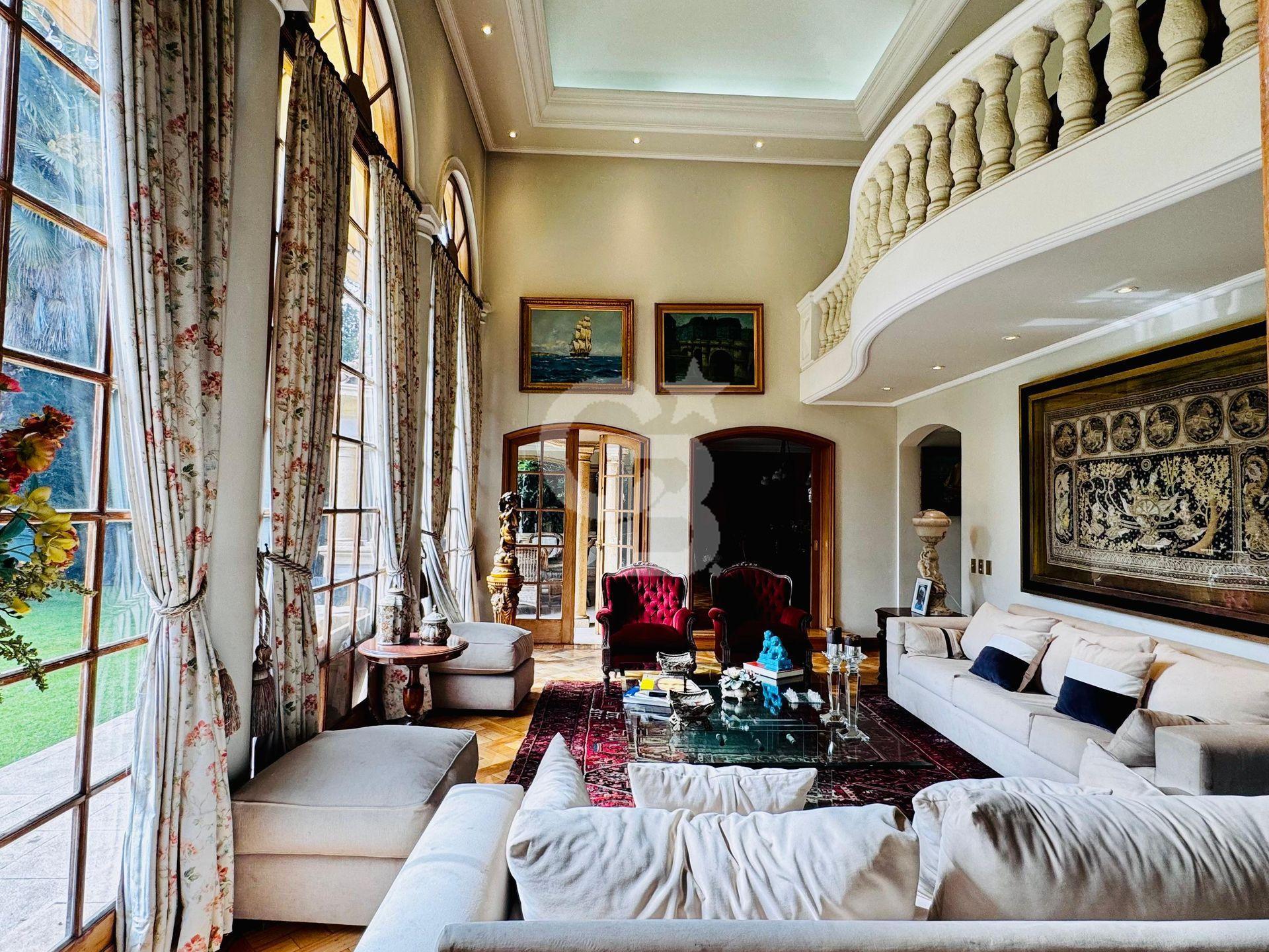 Lo Barnechea, Chile, 5 Bedrooms Bedrooms, ,5 BathroomsBathrooms,Residential,For Sale,1966133