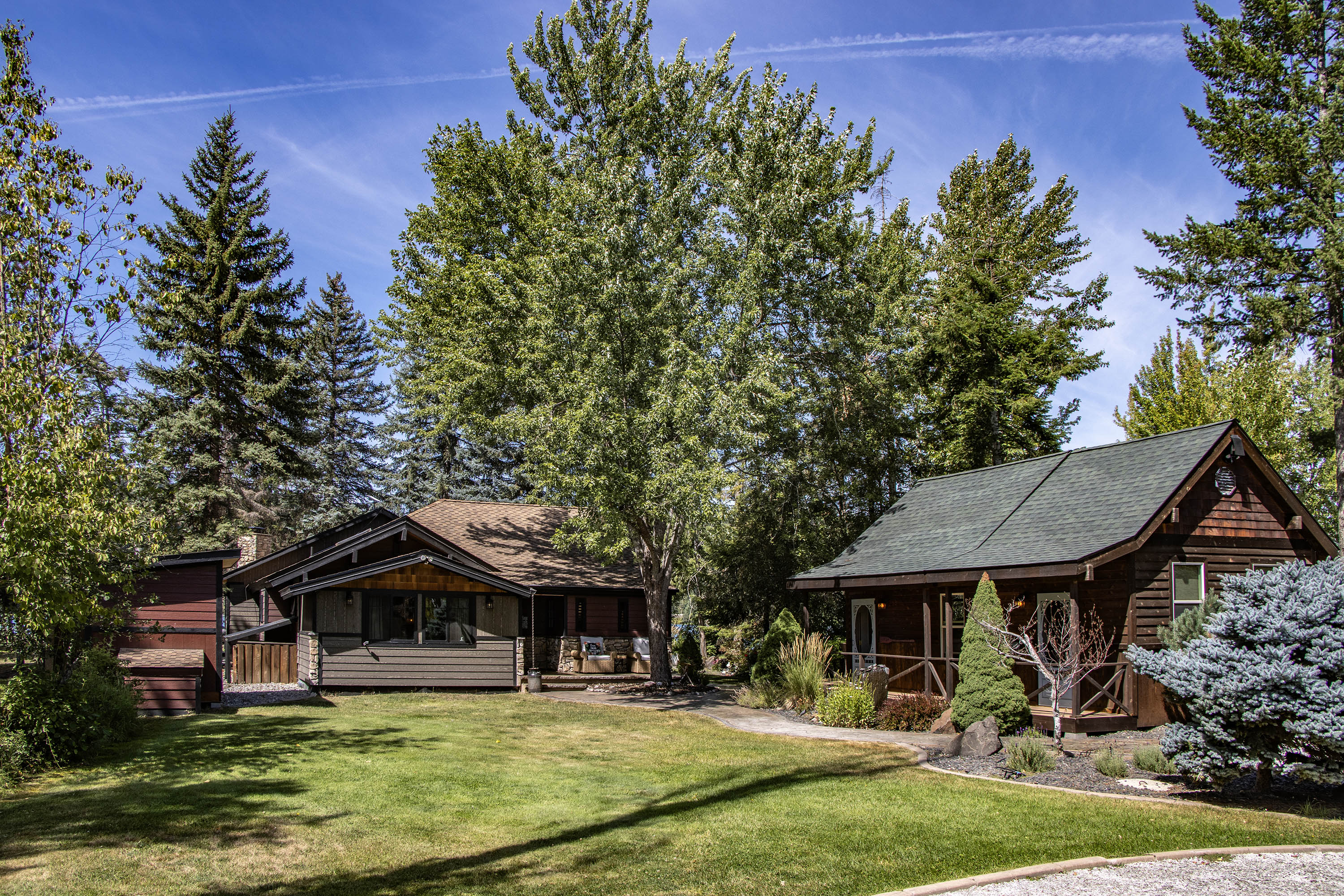 Sagle, Idaho, 83860, United States, 3 Bedrooms Bedrooms, ,3 BathroomsBathrooms,Residential,For Sale,1914269