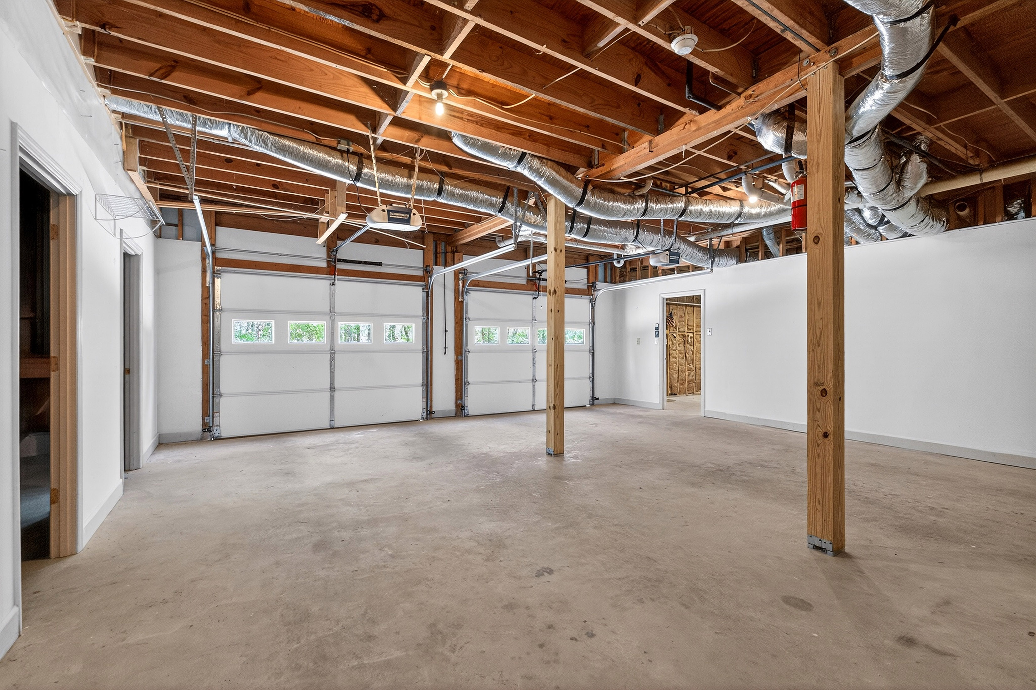  Rare Combination of Privacy, Convenience, and Value: Don’t Miss This Opportunity - 物件實景