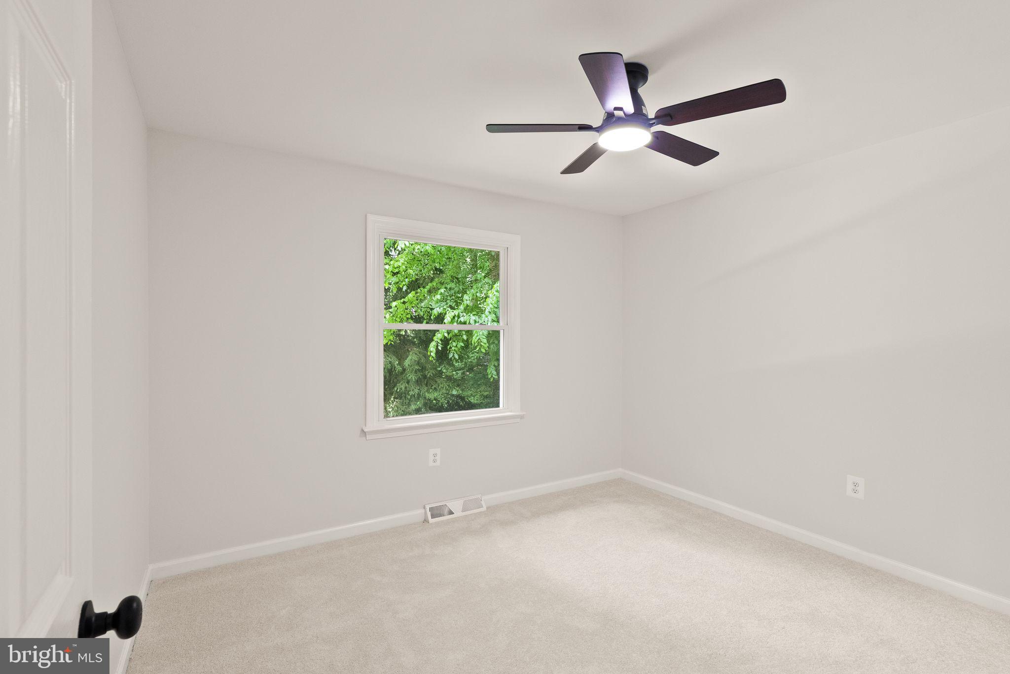 Woodbridge, Virginia, 22193, United States, 6 Bedrooms Bedrooms, ,3 BathroomsBathrooms,Residential,For Sale,1900588