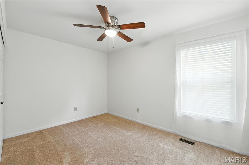 Maryland Heights, Missouri, 63043, United States, 3 Bedrooms Bedrooms, ,4 BathroomsBathrooms,Residential,For Sale,1892007