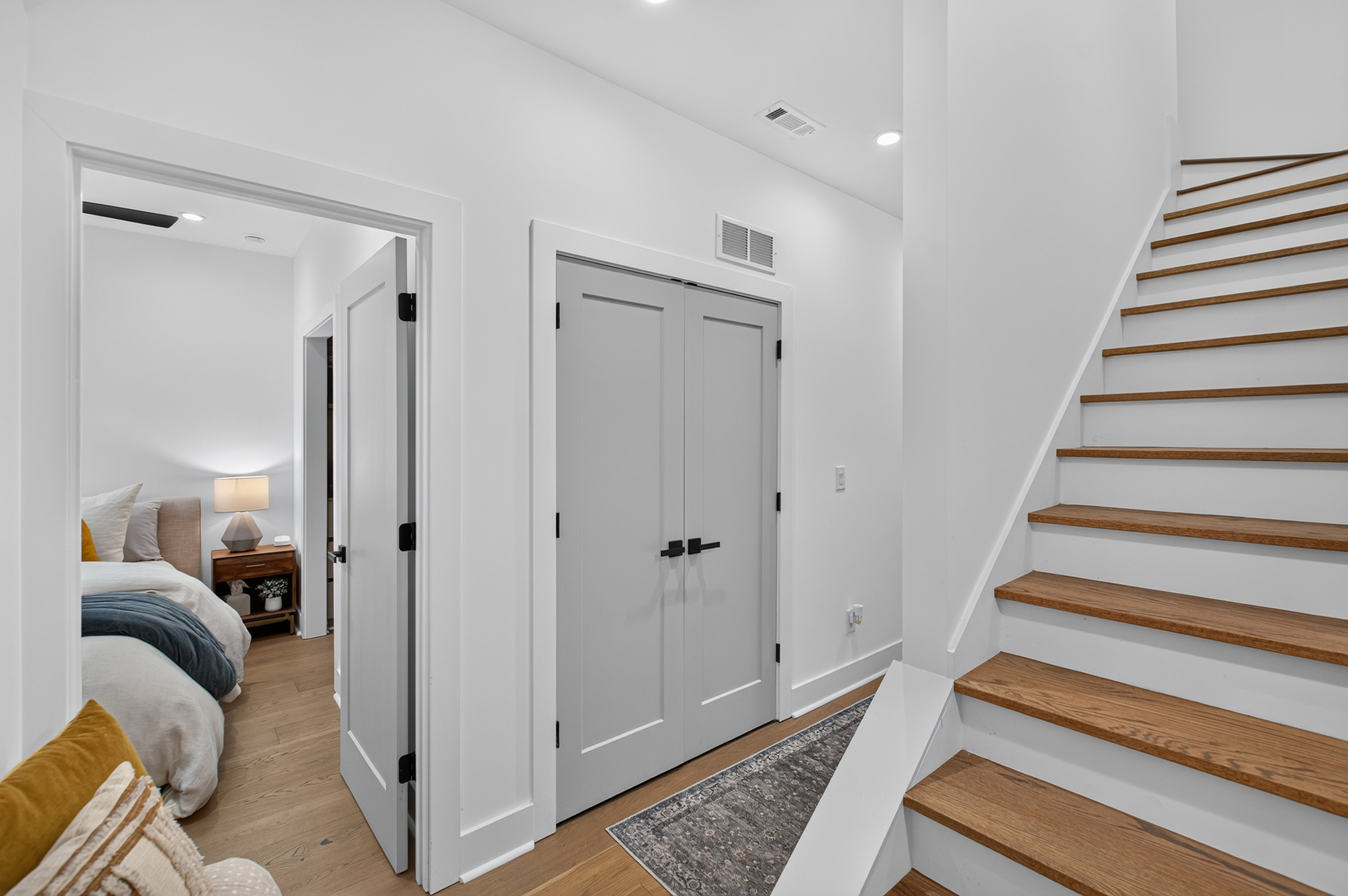  Stunning Luxury Townhome in Premier Boutique Community - 物件實景