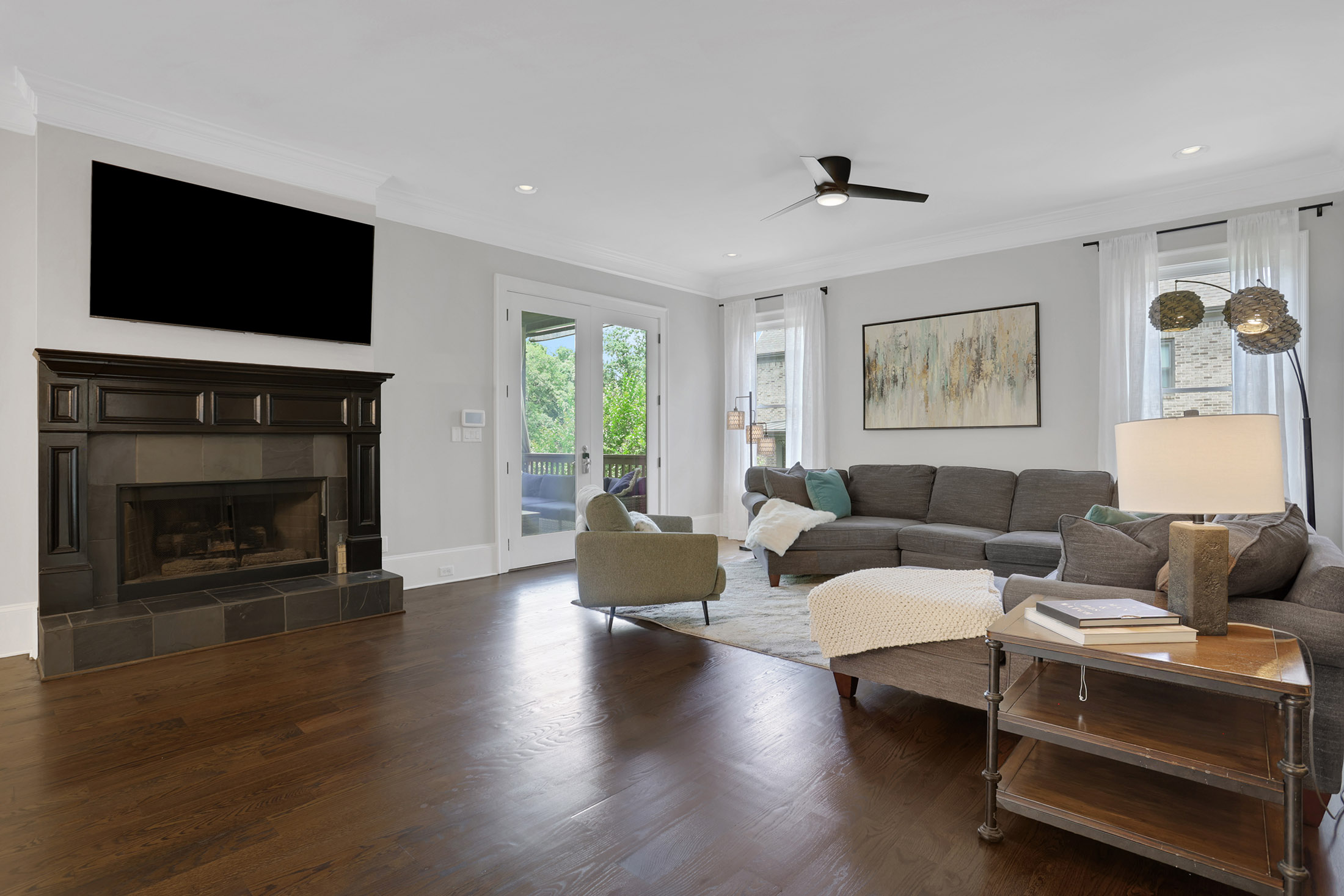  Sophisticated Brick Residence in Coveted Brookhaven Location - 物件實景