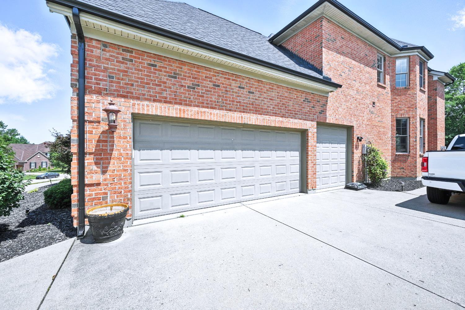 Liberty Twp, Ohio, 45011, United States, 4 Bedrooms Bedrooms, ,5 BathroomsBathrooms,Residential,For Sale,1917754