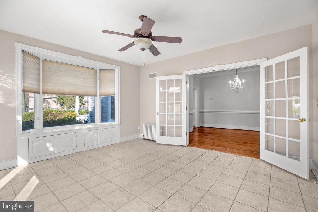 Fredericksburg, Virginia, 22401, United States, 4 Bedrooms Bedrooms, ,2 BathroomsBathrooms,Residential,For Sale,2001681