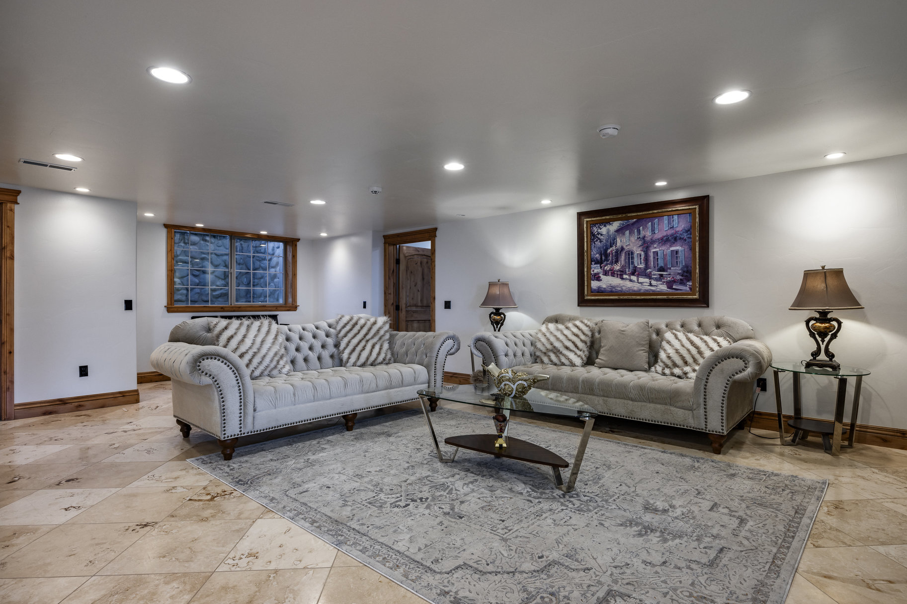  Mountain Views, Trail Access & Luxury East Bench Living - 物件實景