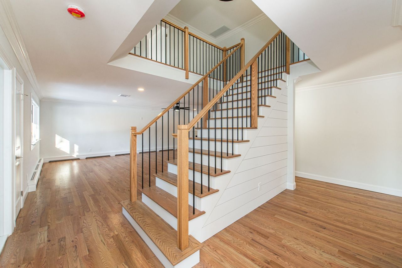 Fairfield, New Jersey, 07004, United States, 4 Bedrooms Bedrooms, ,5 BathroomsBathrooms,Residential,For Sale,2005992