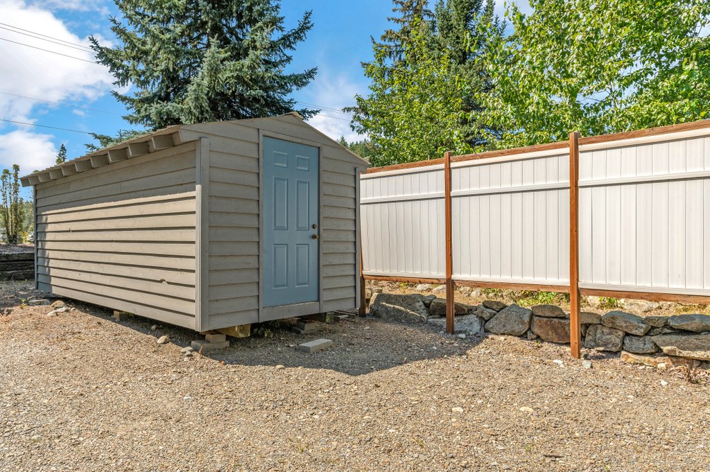 Sagle, Idaho, 83860, United States, 4 Bedrooms Bedrooms, ,2 BathroomsBathrooms,Residential,For Sale,2013773