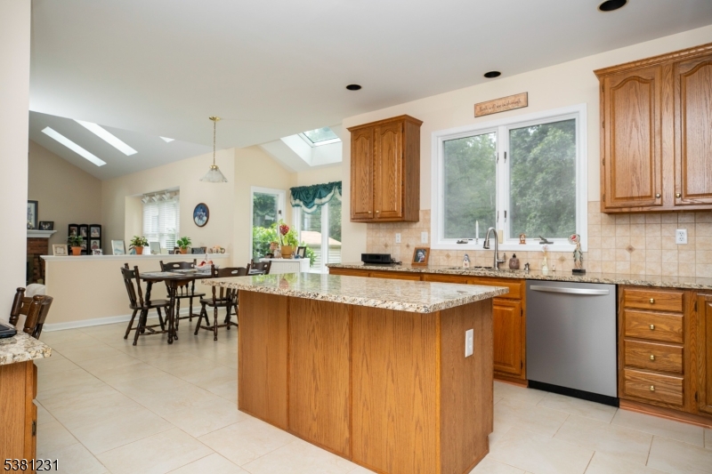 Mount Olive Twp., New Jersey, 07836-4410, United States, 4 Bedrooms Bedrooms, ,3 BathroomsBathrooms,Residential,For Sale,1944608