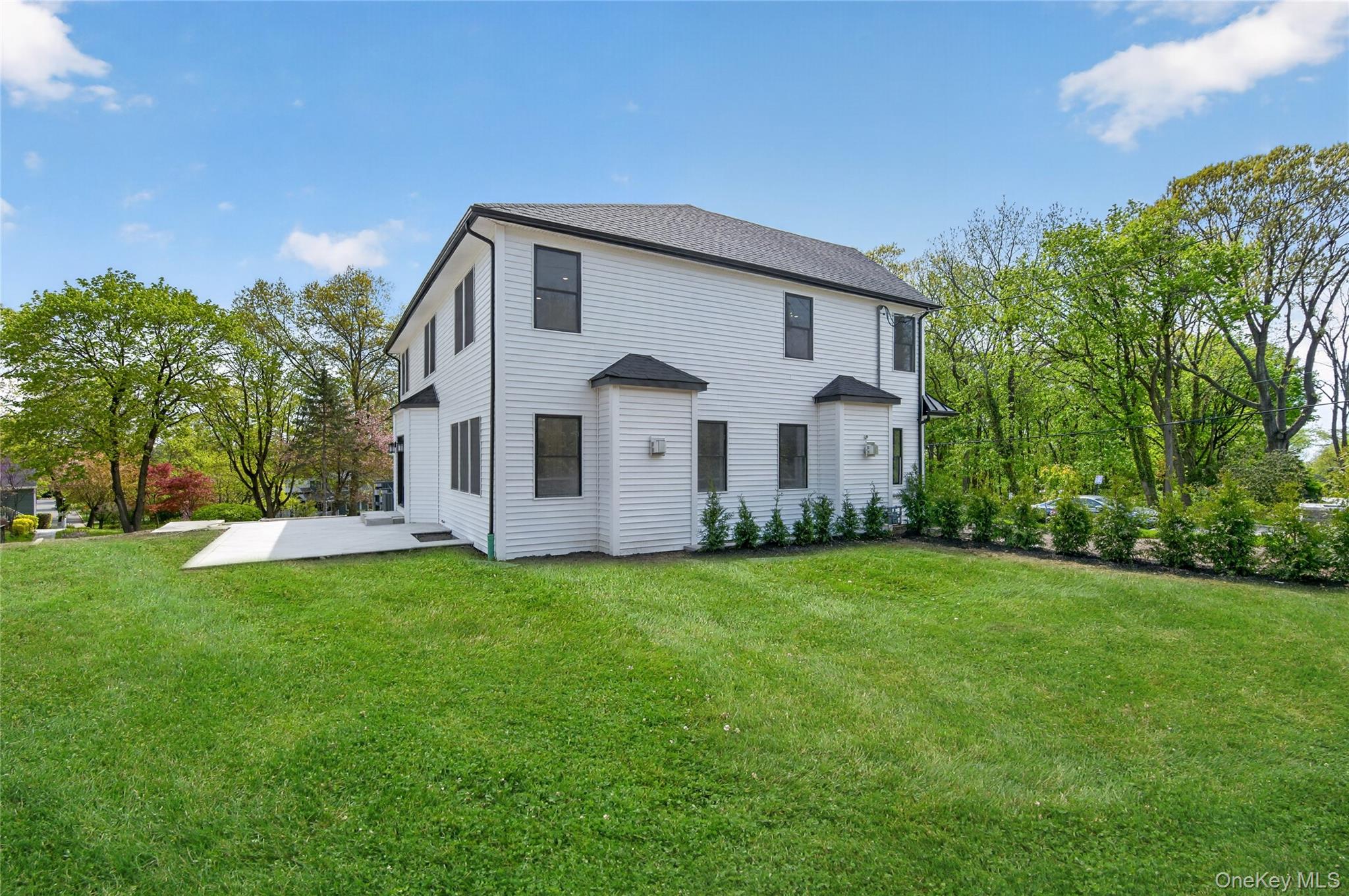  15 Ridge Drive, Port Washington, NY, 11050 - 物件實景