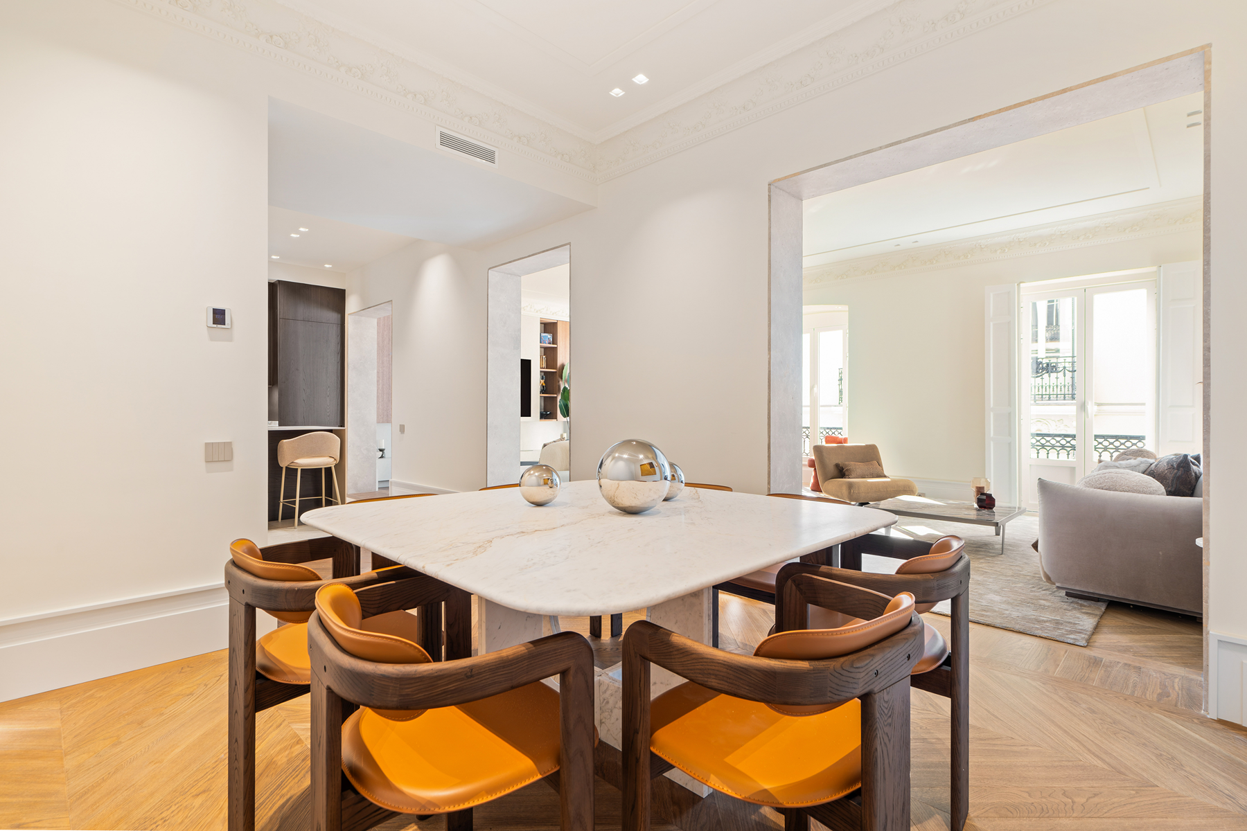  Spacious contemporary design flat in the center - 物件實景